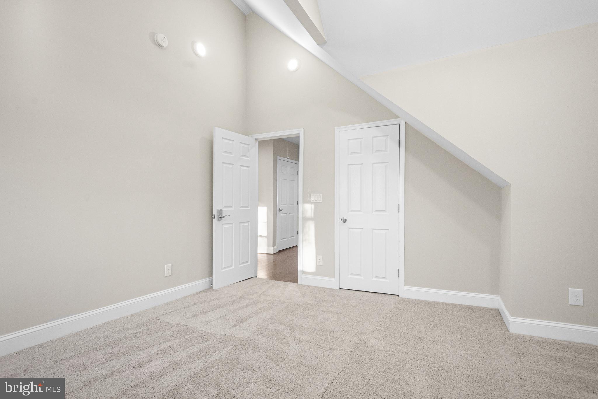 WEST FOREST PARK - Residential