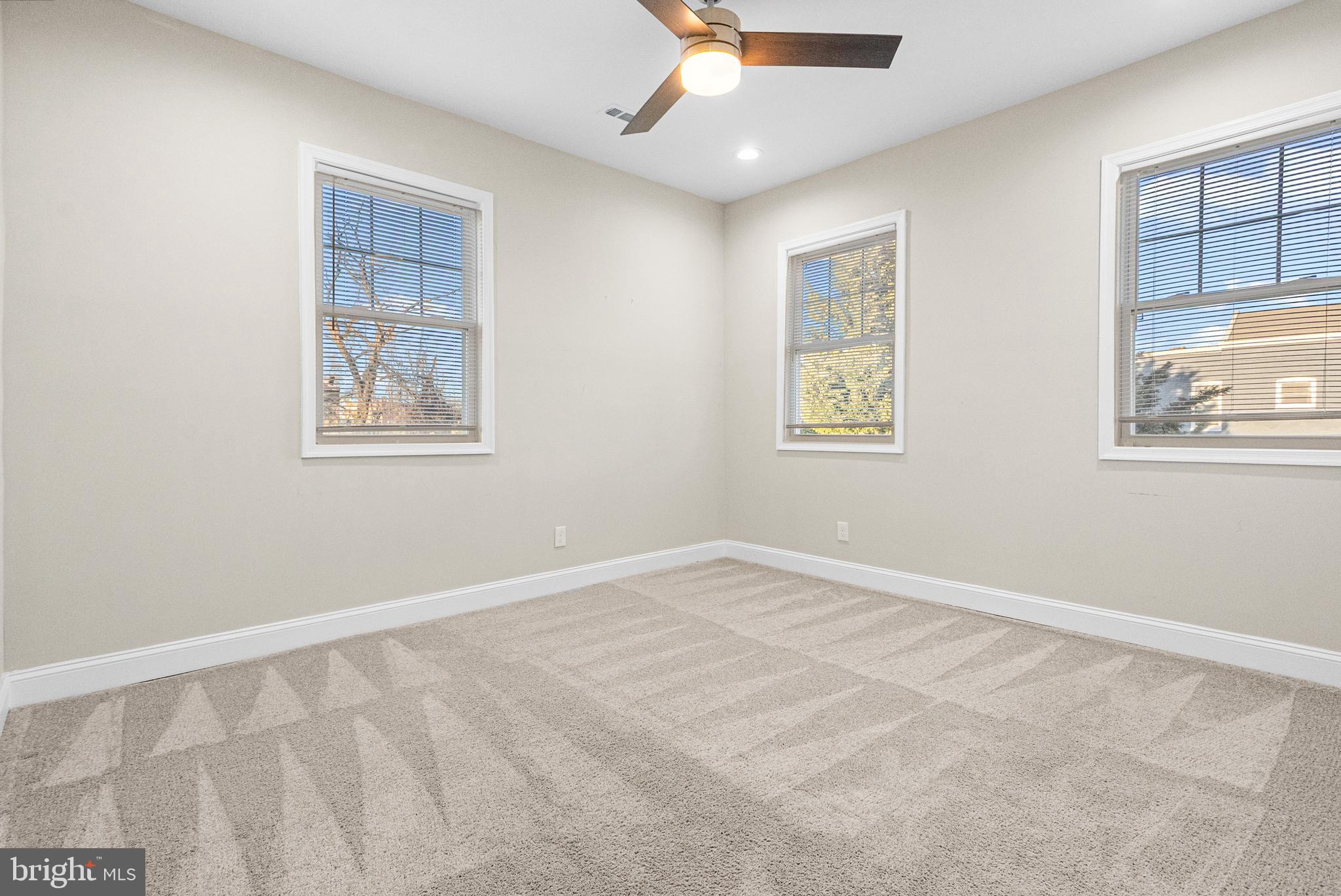 WEST FOREST PARK - Residential