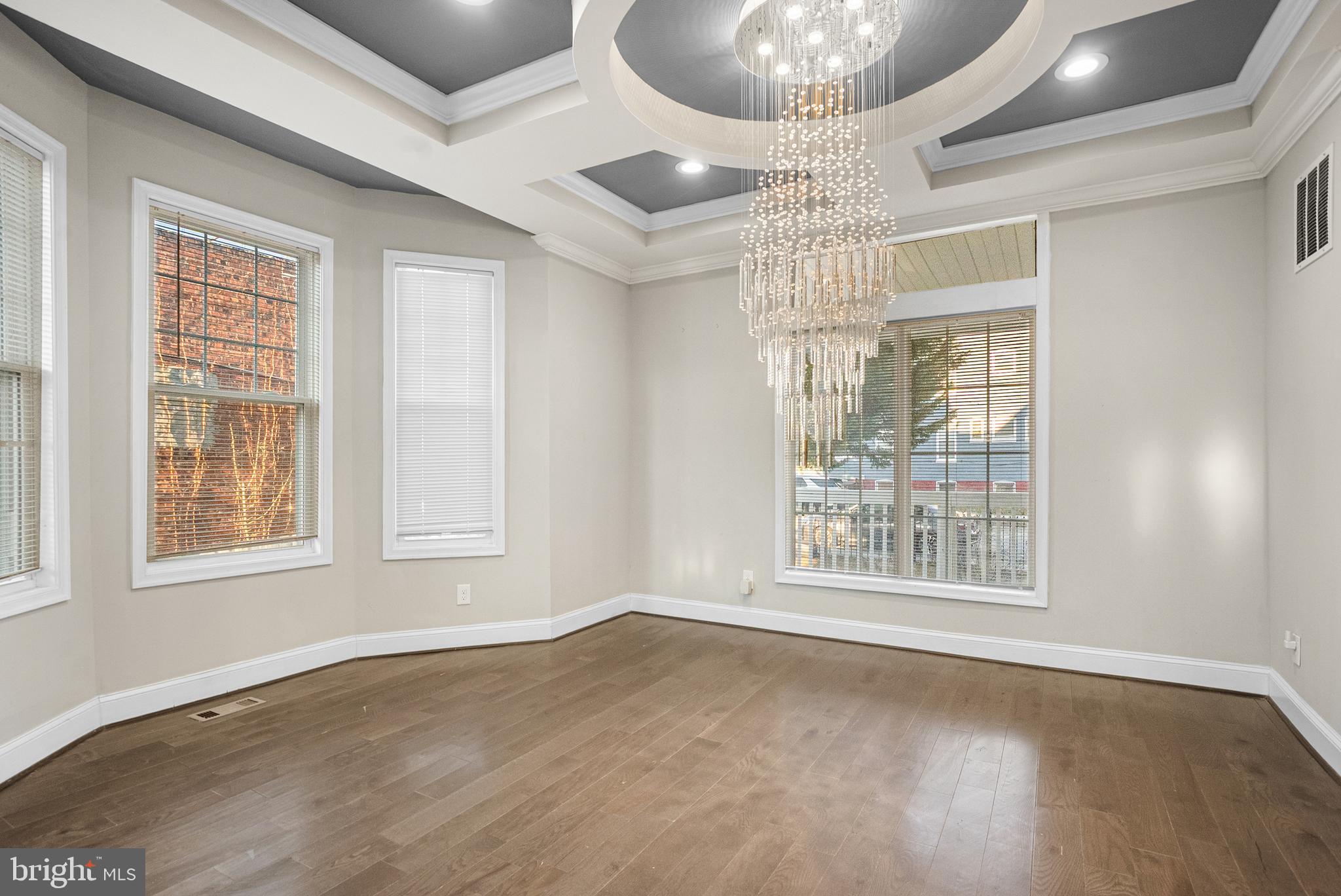 WEST FOREST PARK - Residential