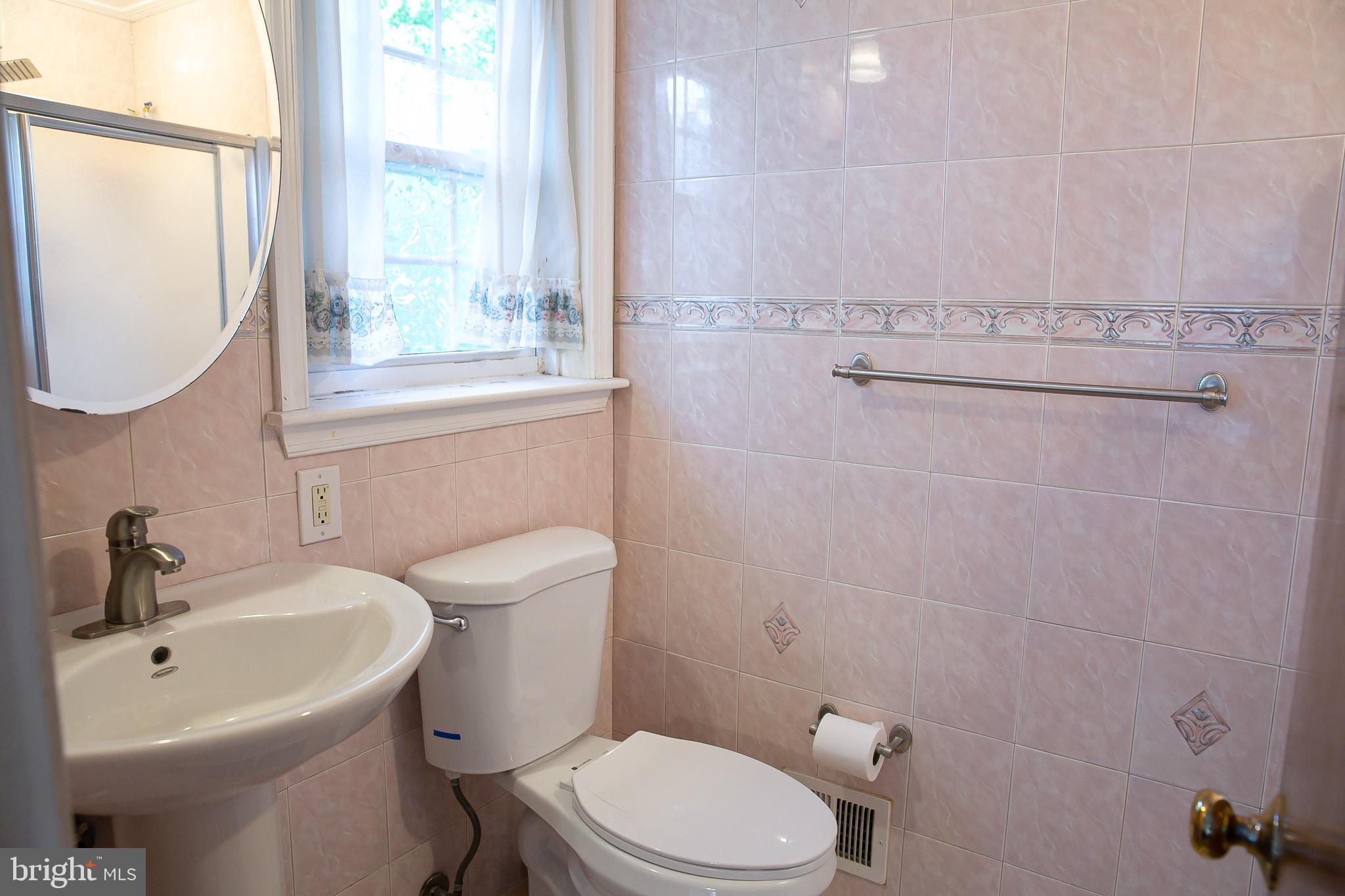 BROOKMEAD FARMS - Residential Lease