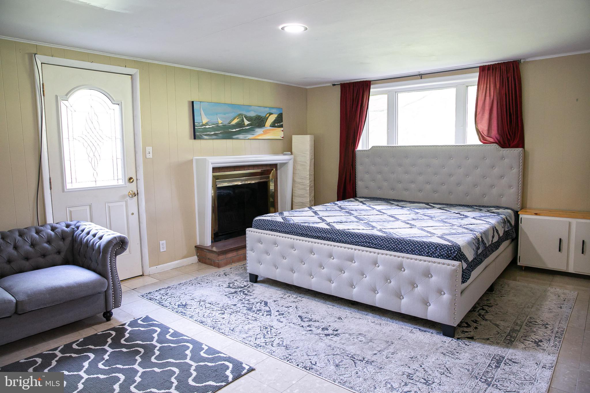 BROOKMEAD FARMS - Residential Lease