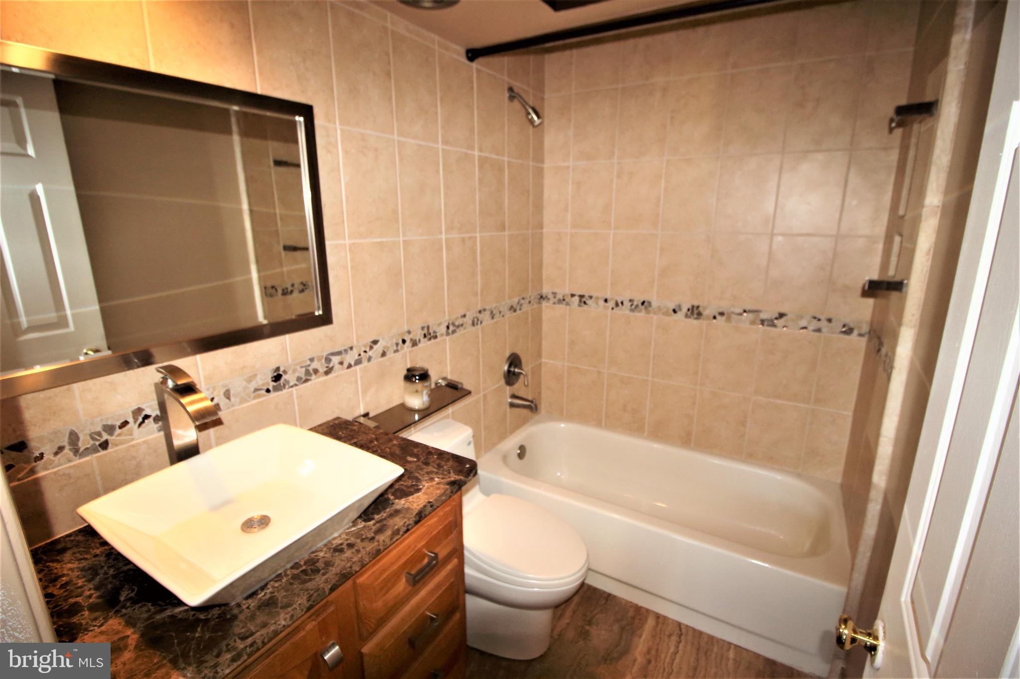 PRINCETON WOODS - Residential Lease