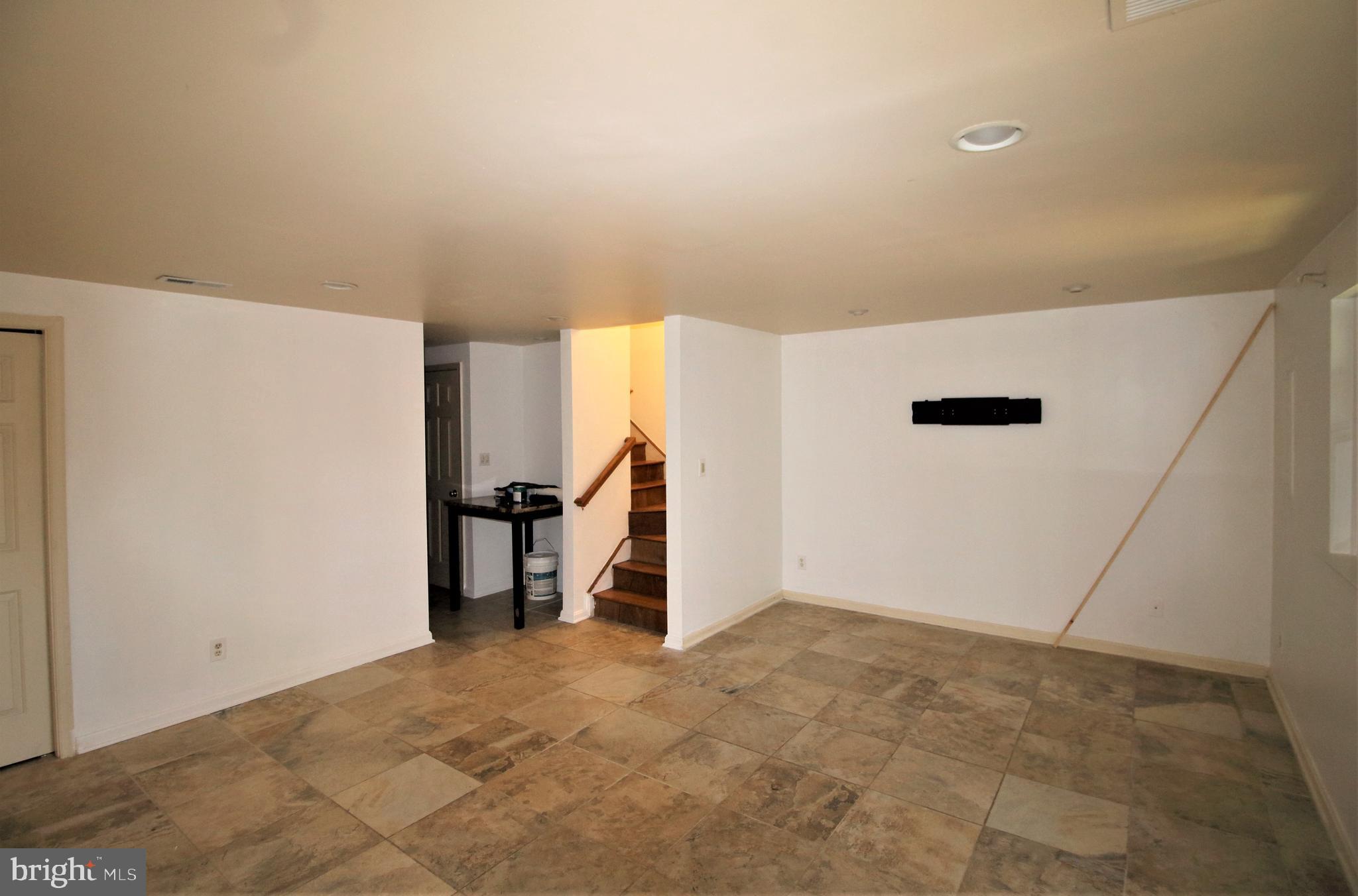 PRINCETON WOODS - Residential Lease