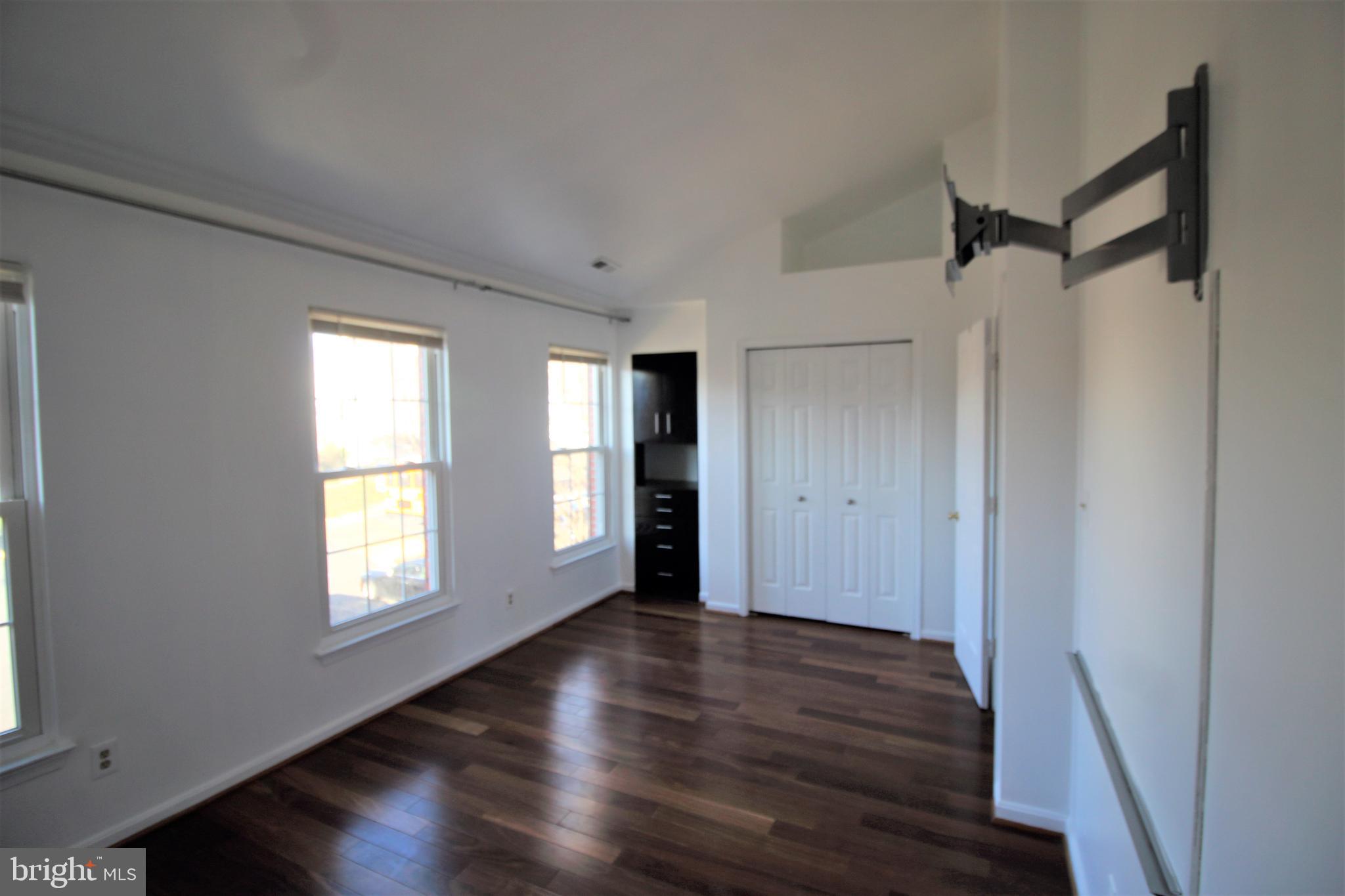 PRINCETON WOODS - Residential Lease