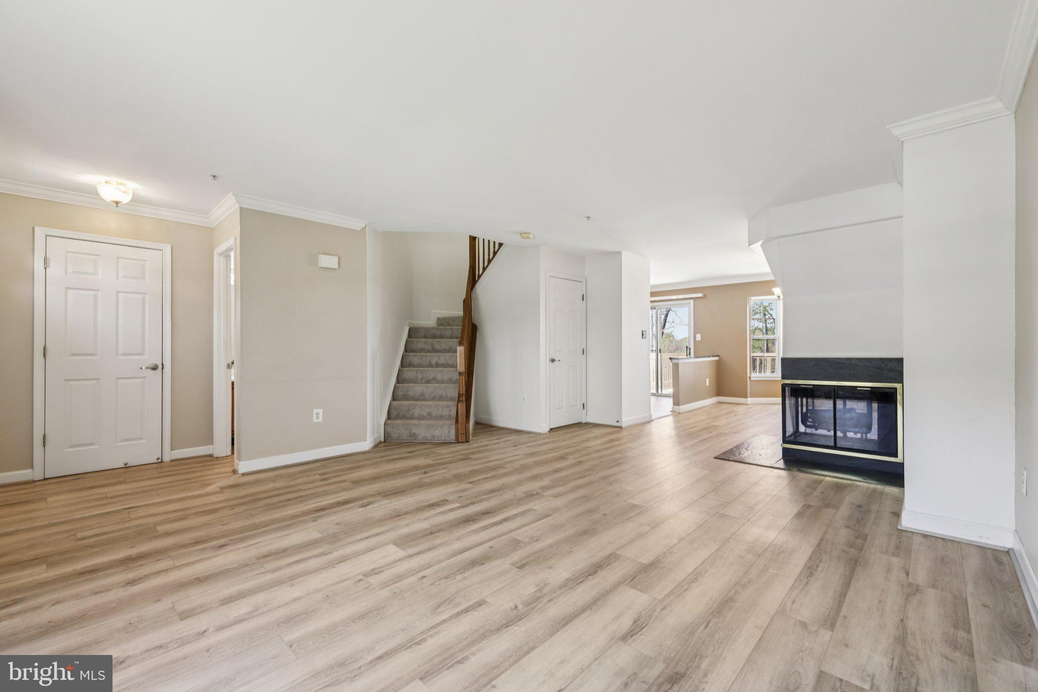 SPRING RIDGE - Residential