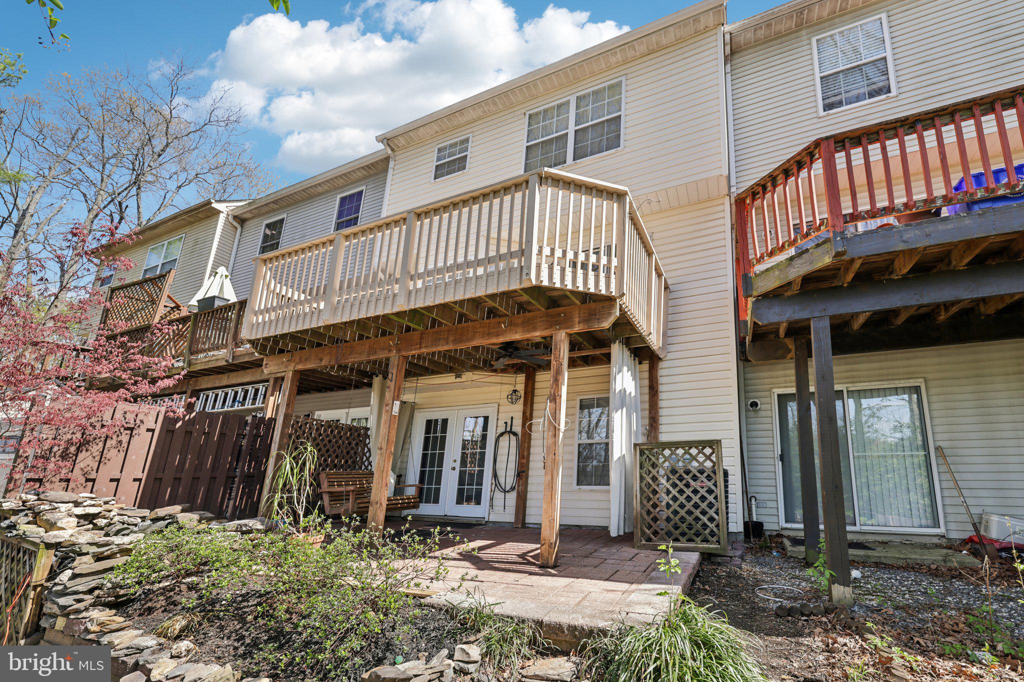 SPRING RIDGE - Residential