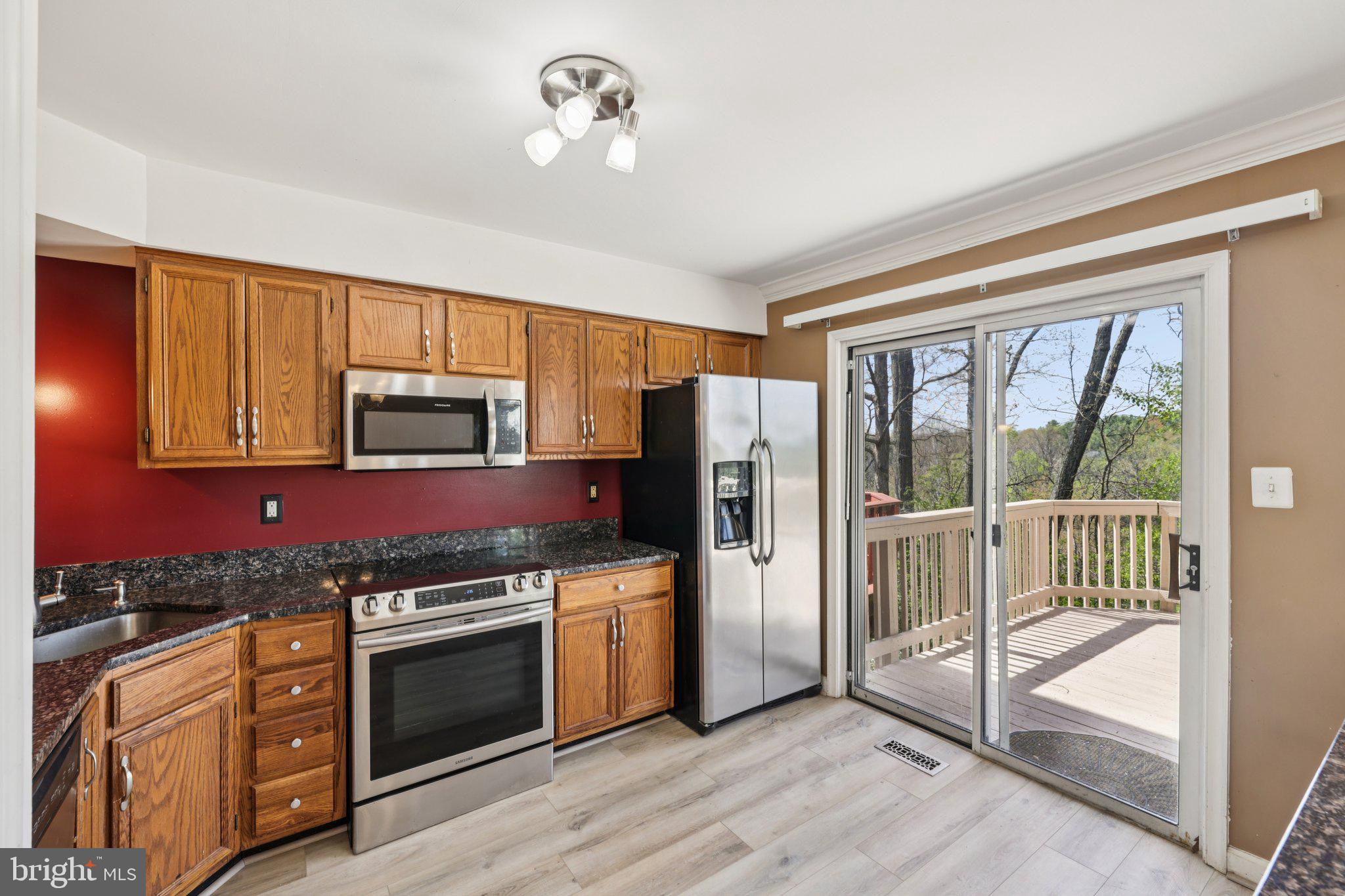 SPRING RIDGE - Residential