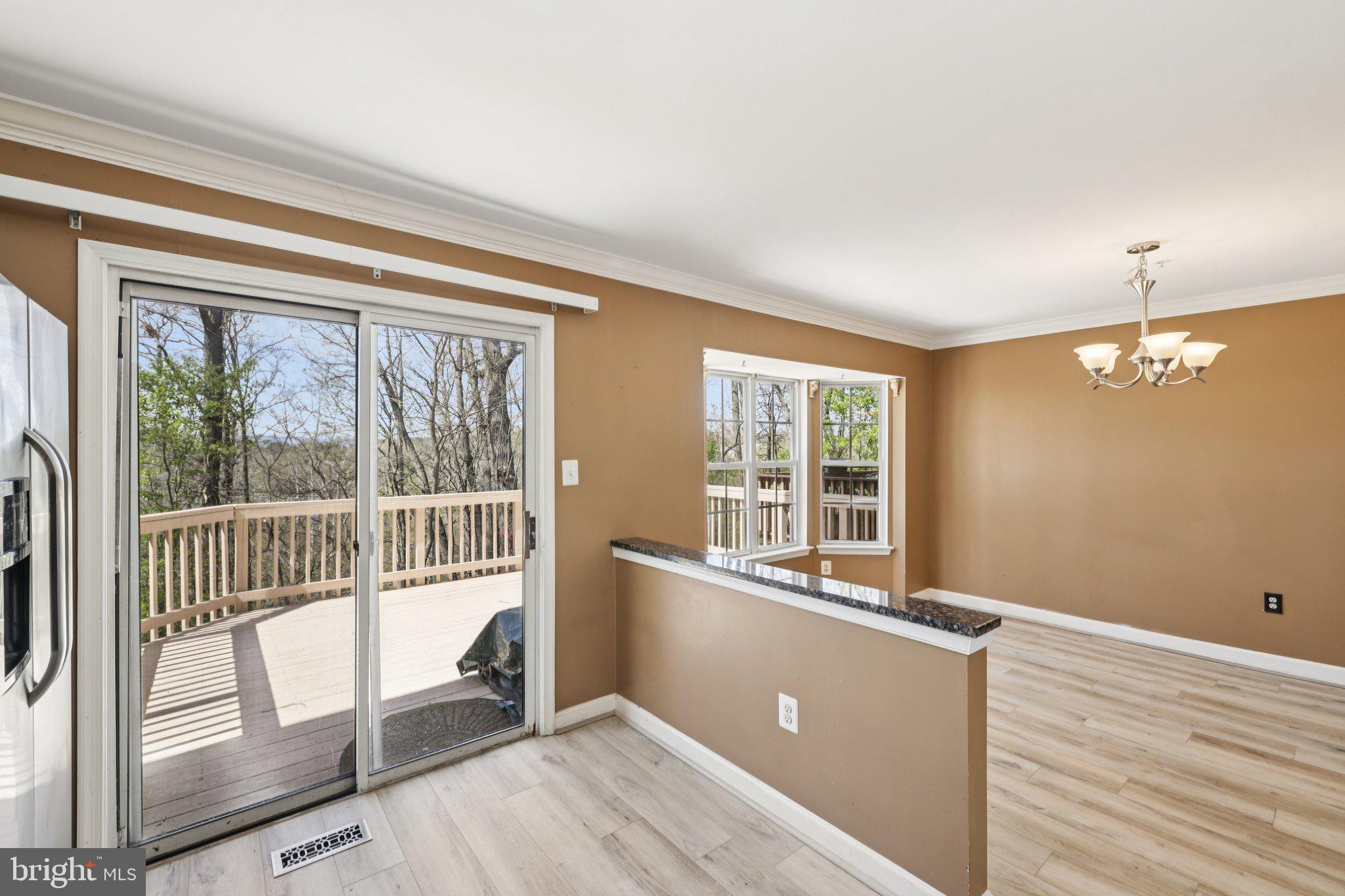 SPRING RIDGE - Residential