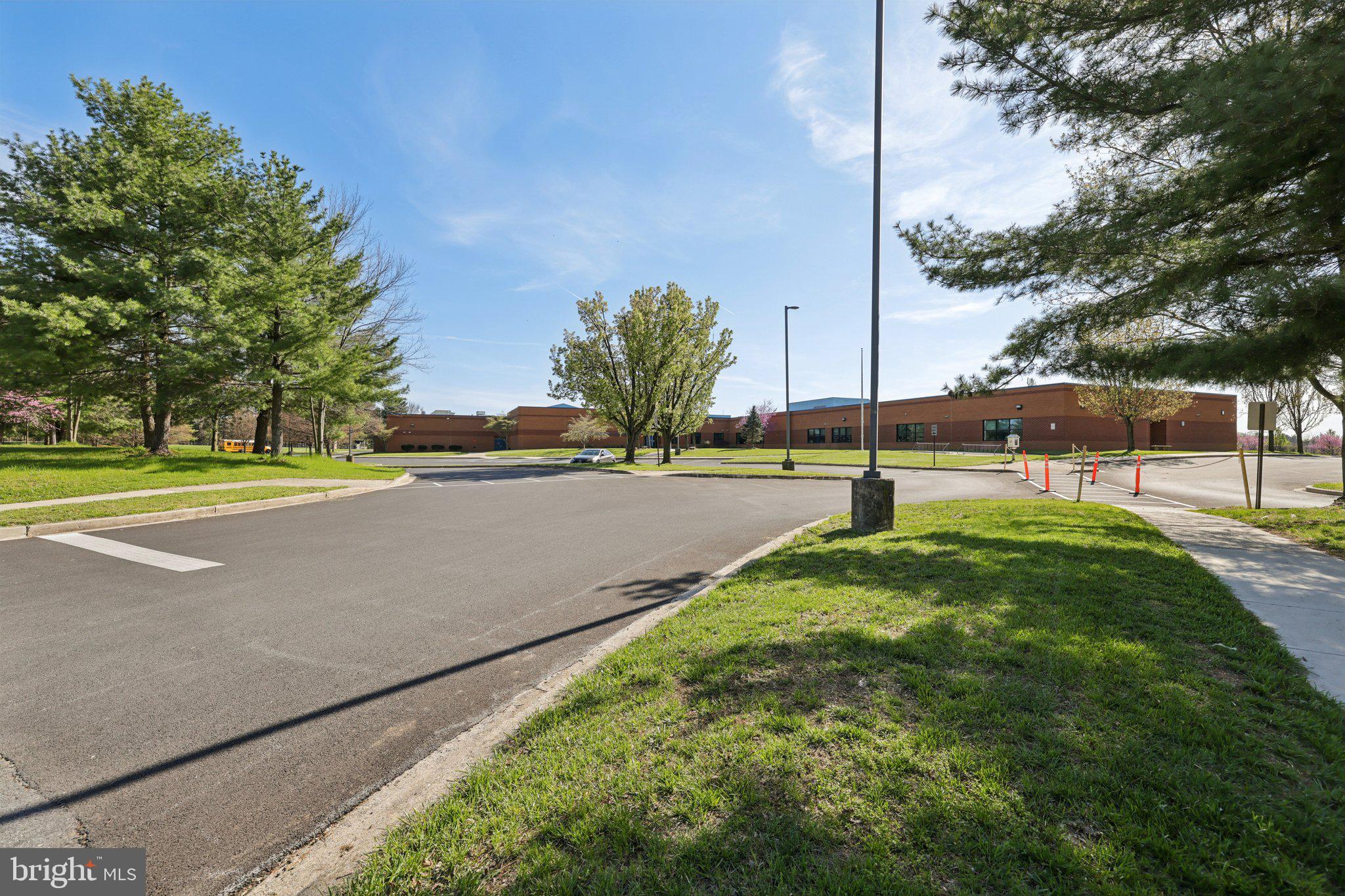 SPRING RIDGE - Residential