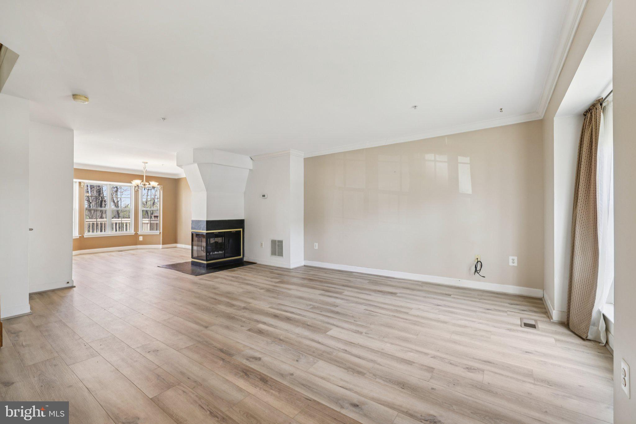 SPRING RIDGE - Residential