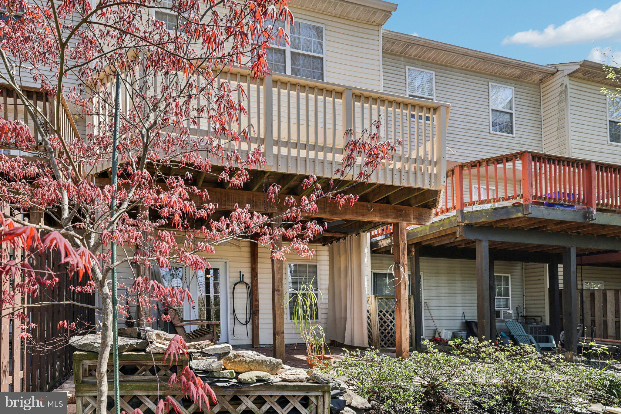 SPRING RIDGE - Residential