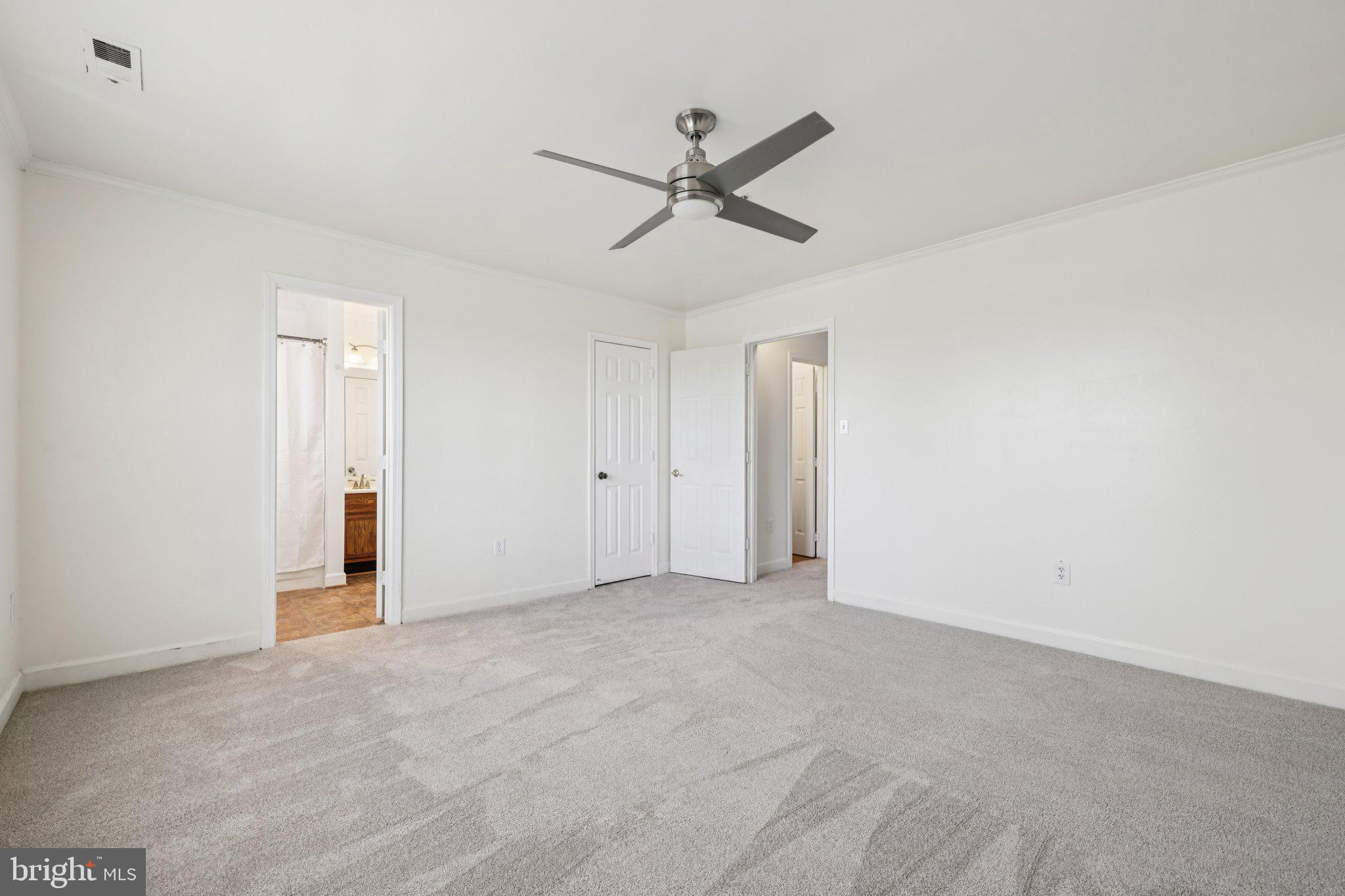 SPRING RIDGE - Residential