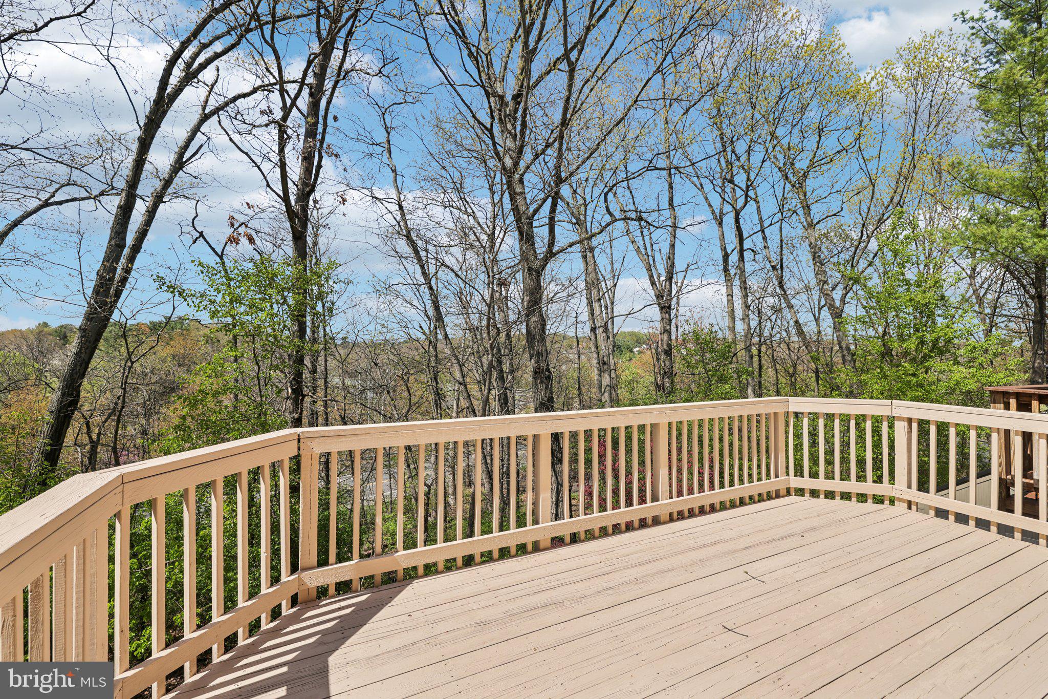 SPRING RIDGE - Residential