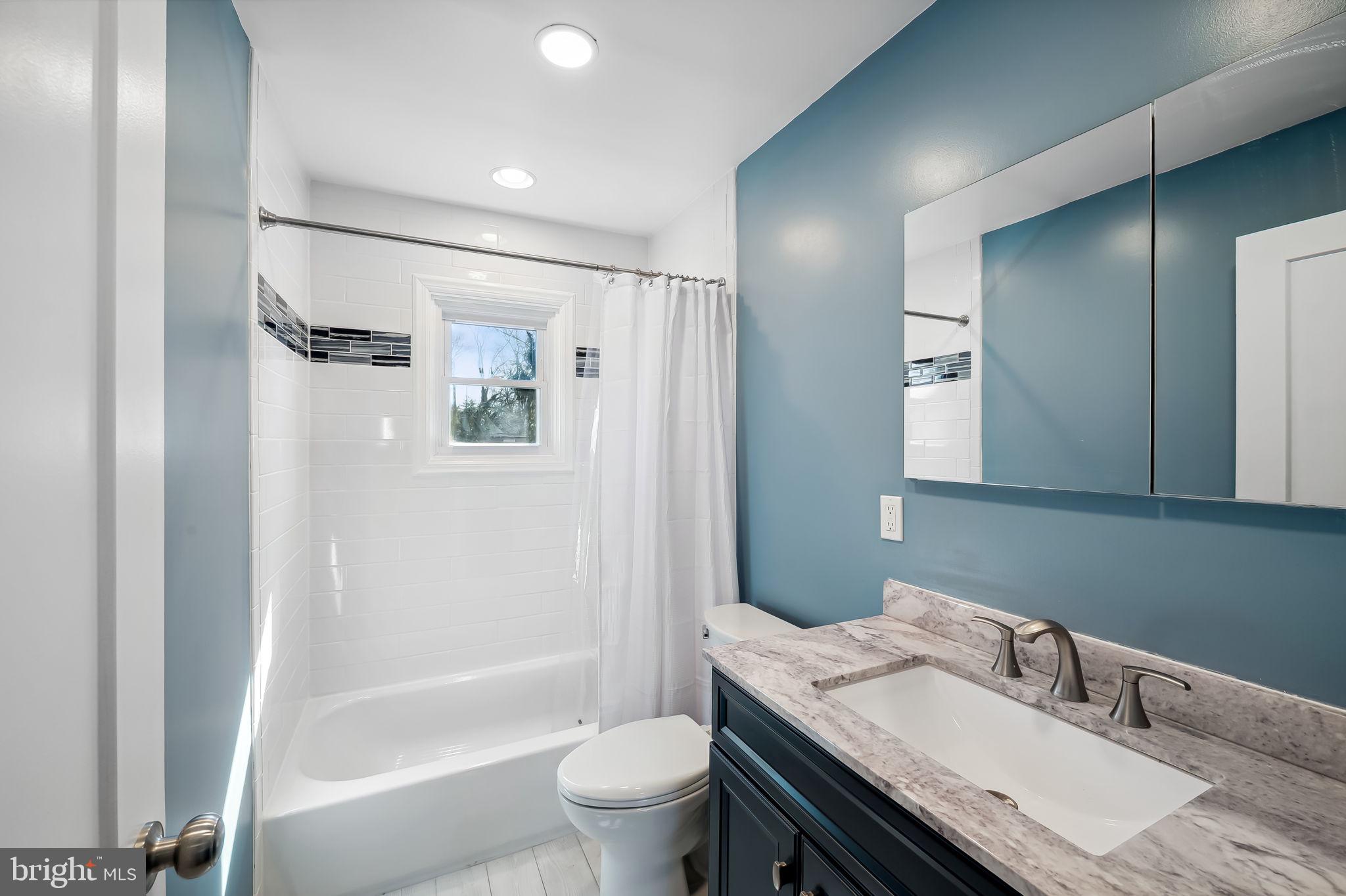 YORK MANOR - Residential