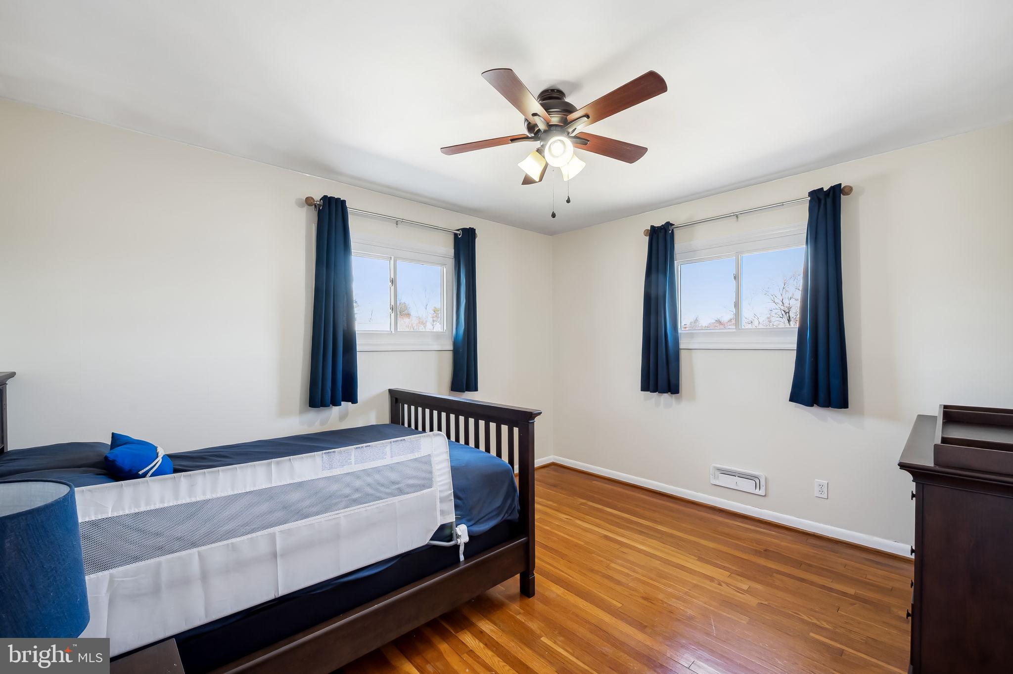 YORK MANOR - Residential