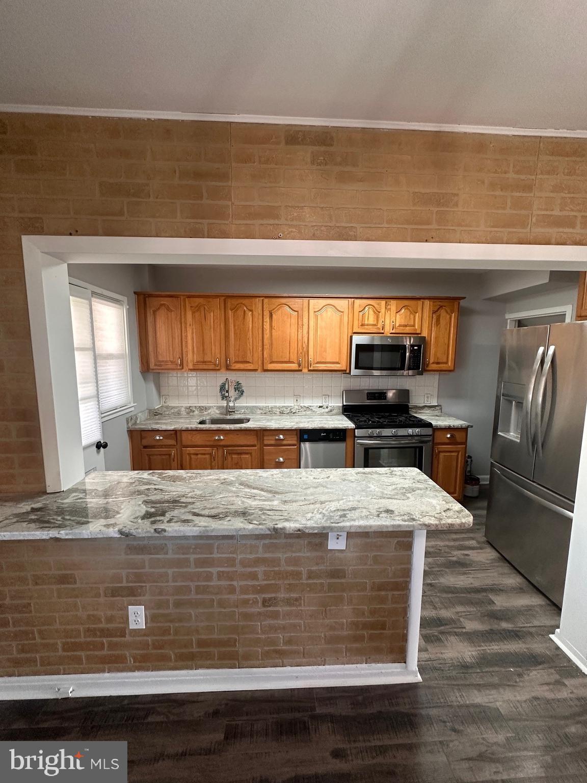 3426 WALLFORD DRIVE