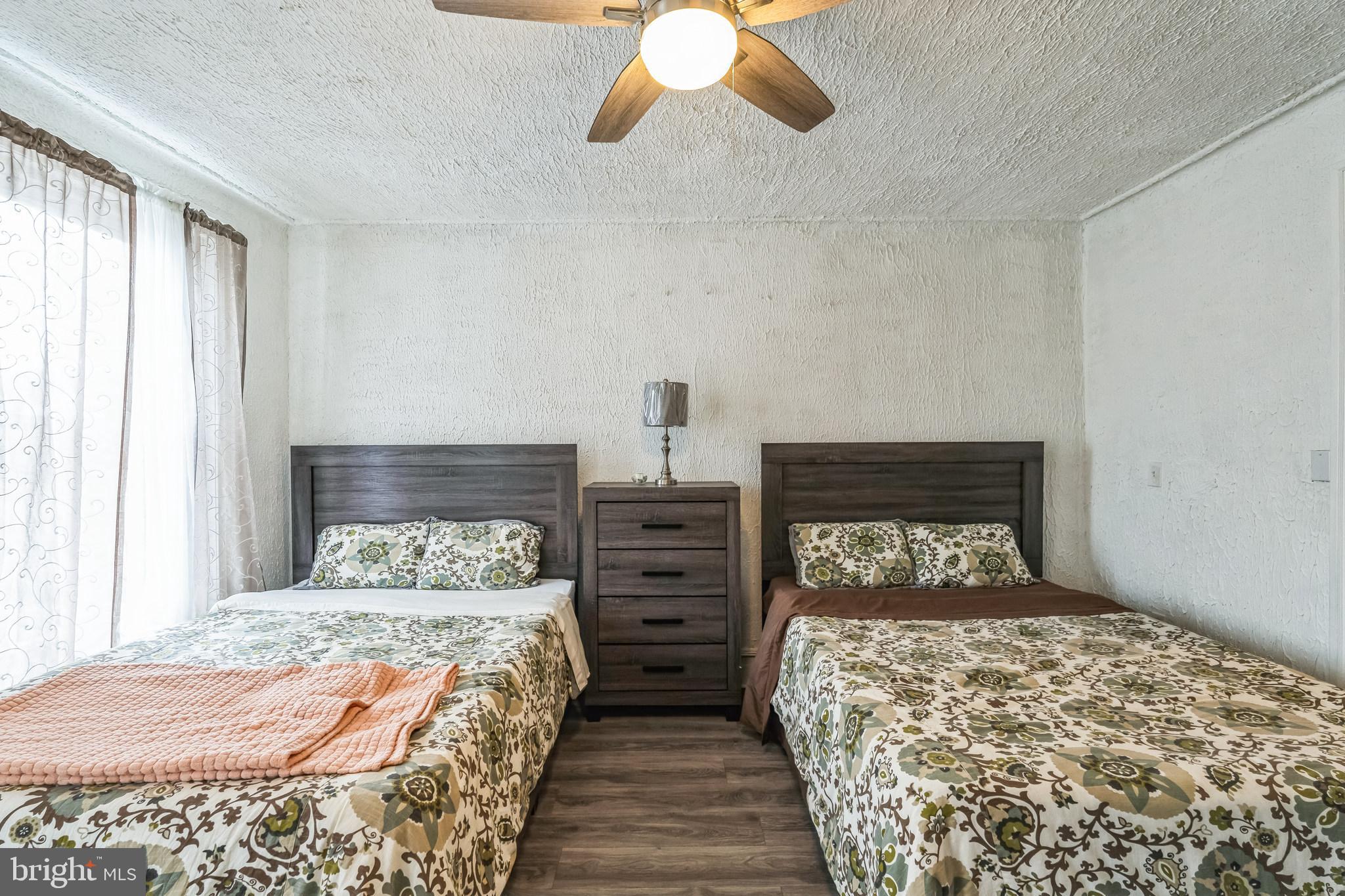 UNIVERSITY CITY - Residential Lease