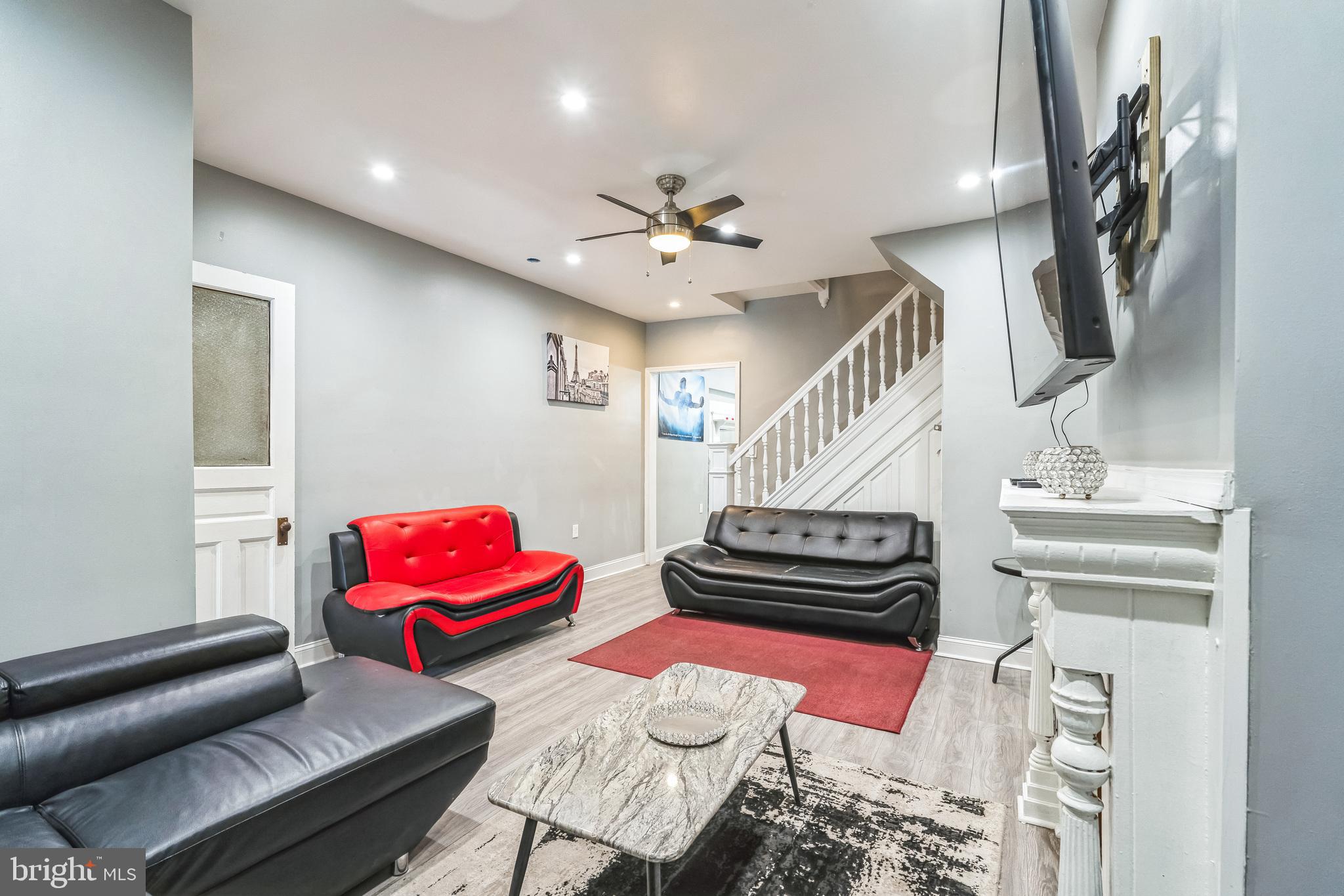 UNIVERSITY CITY - Residential Lease