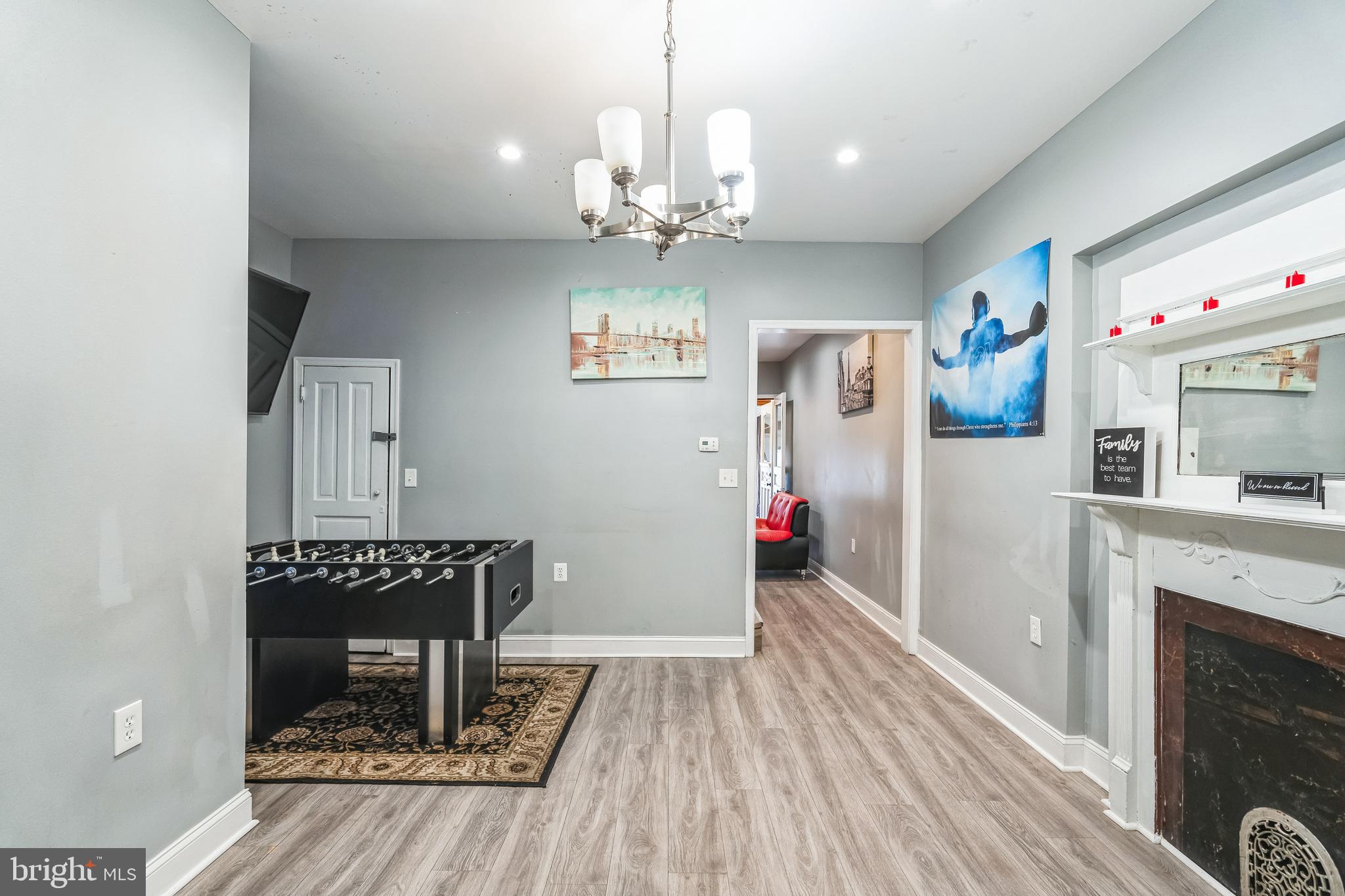 UNIVERSITY CITY - Residential Lease