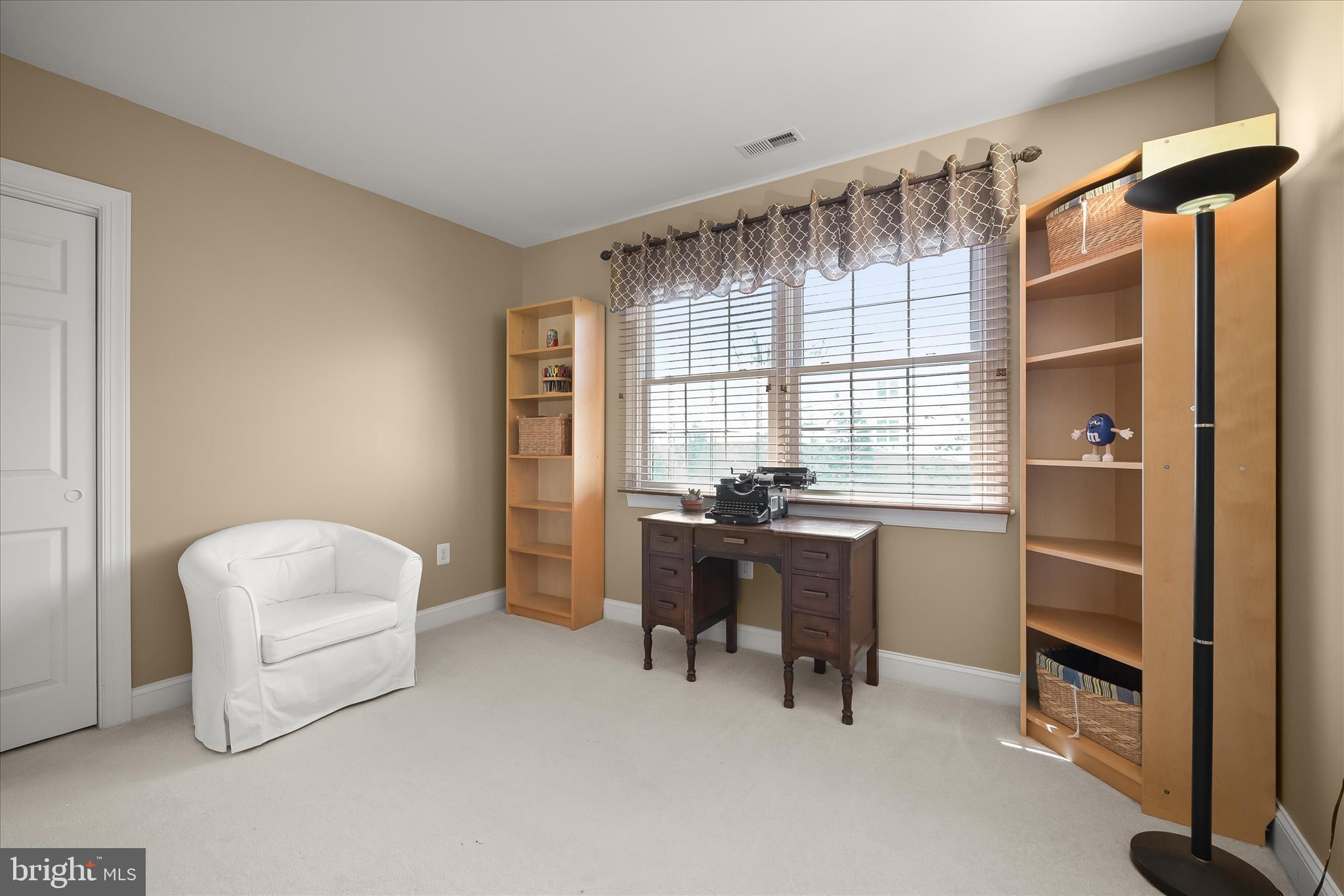 STONE LAKE - Residential