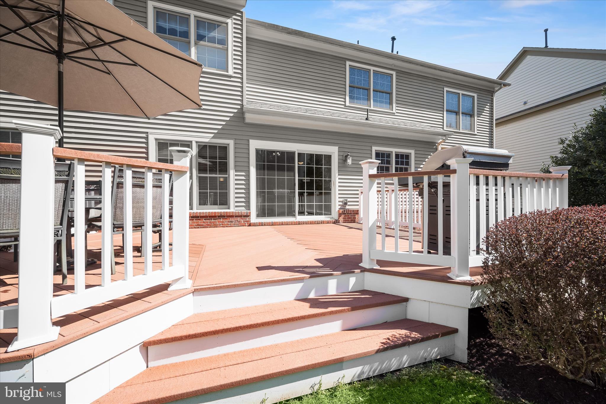 STONE LAKE - Residential