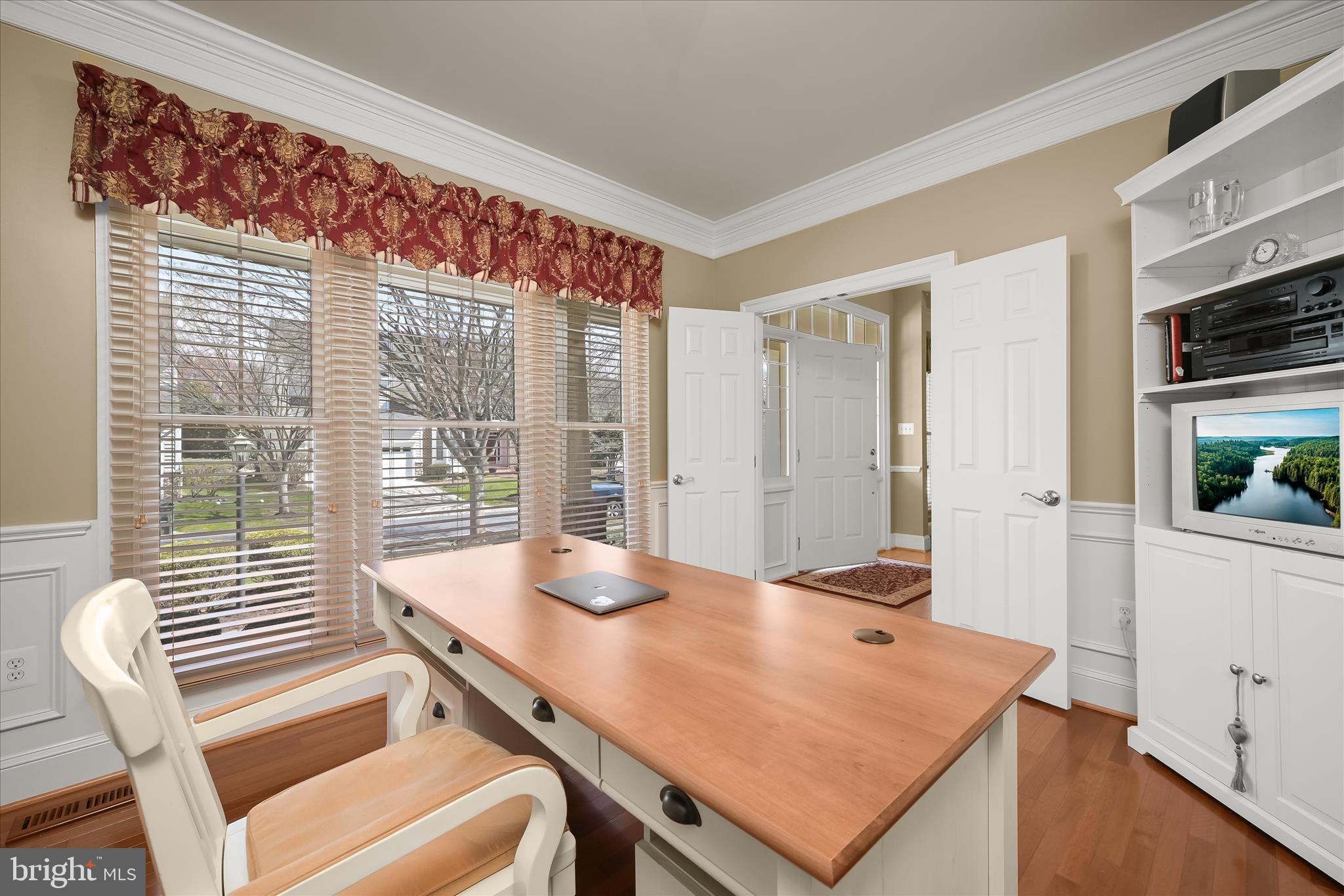 STONE LAKE - Residential