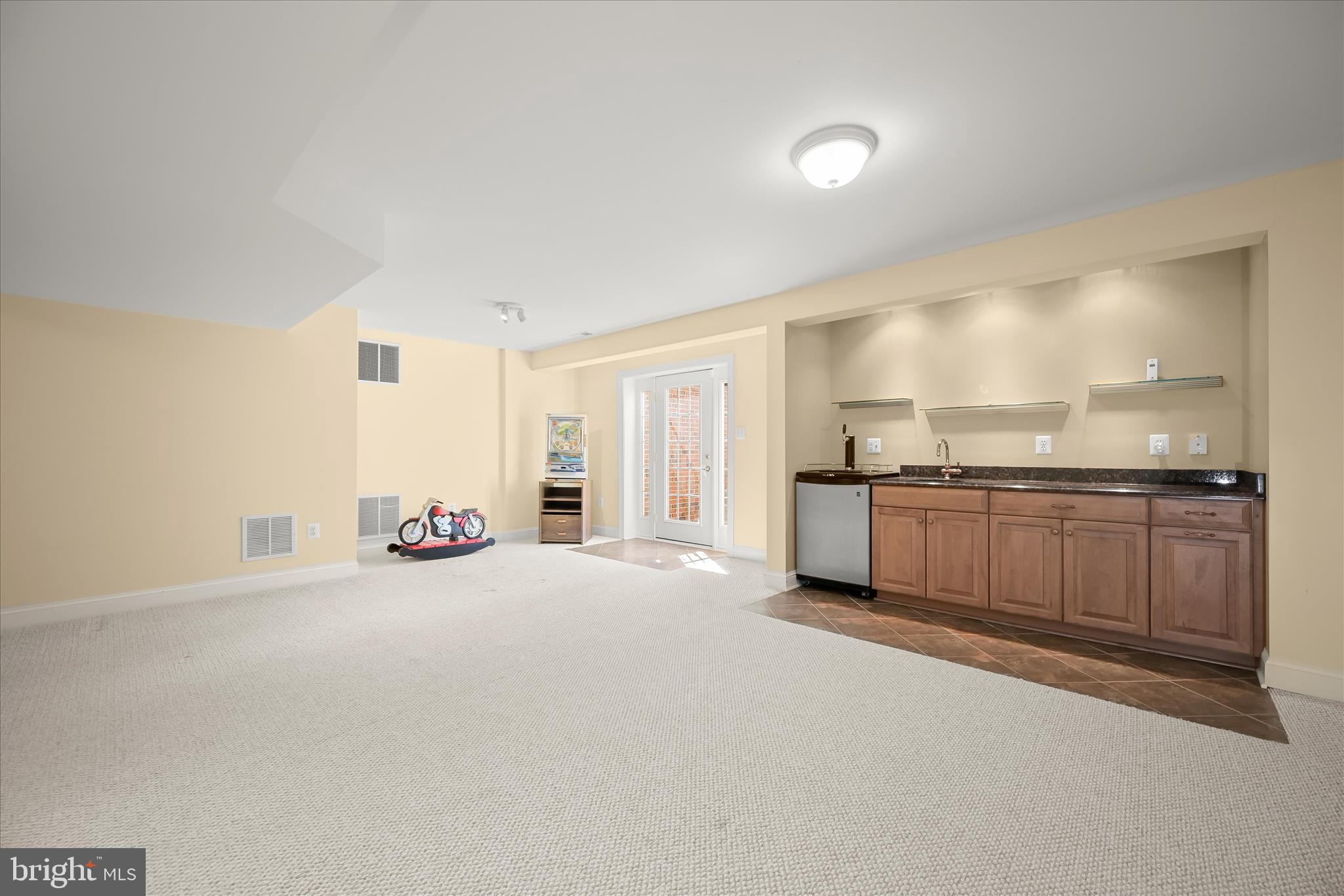 STONE LAKE - Residential