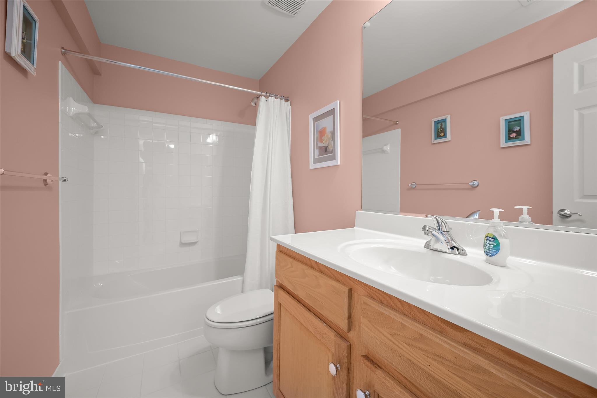 STONE LAKE - Residential