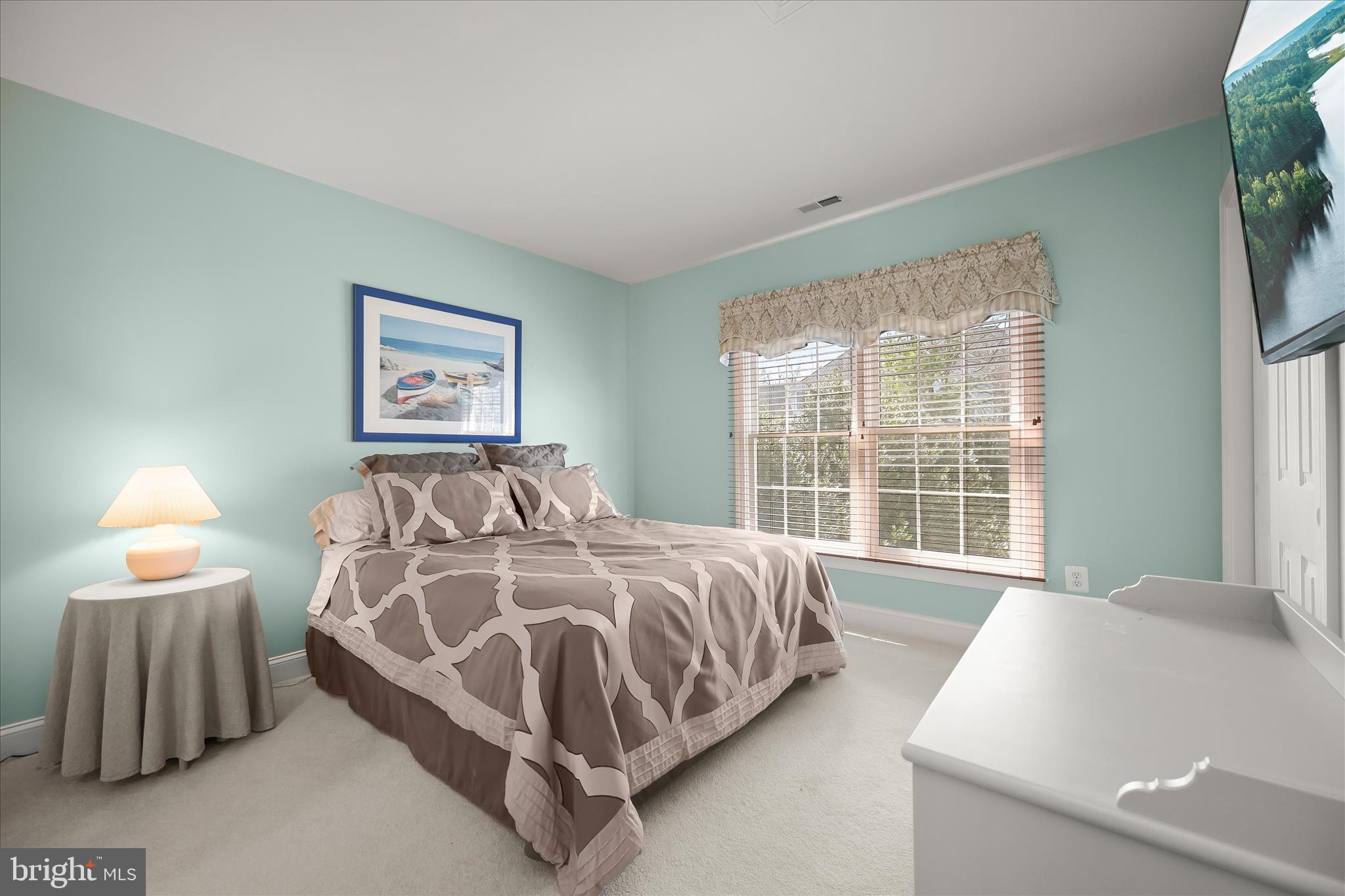 STONE LAKE - Residential