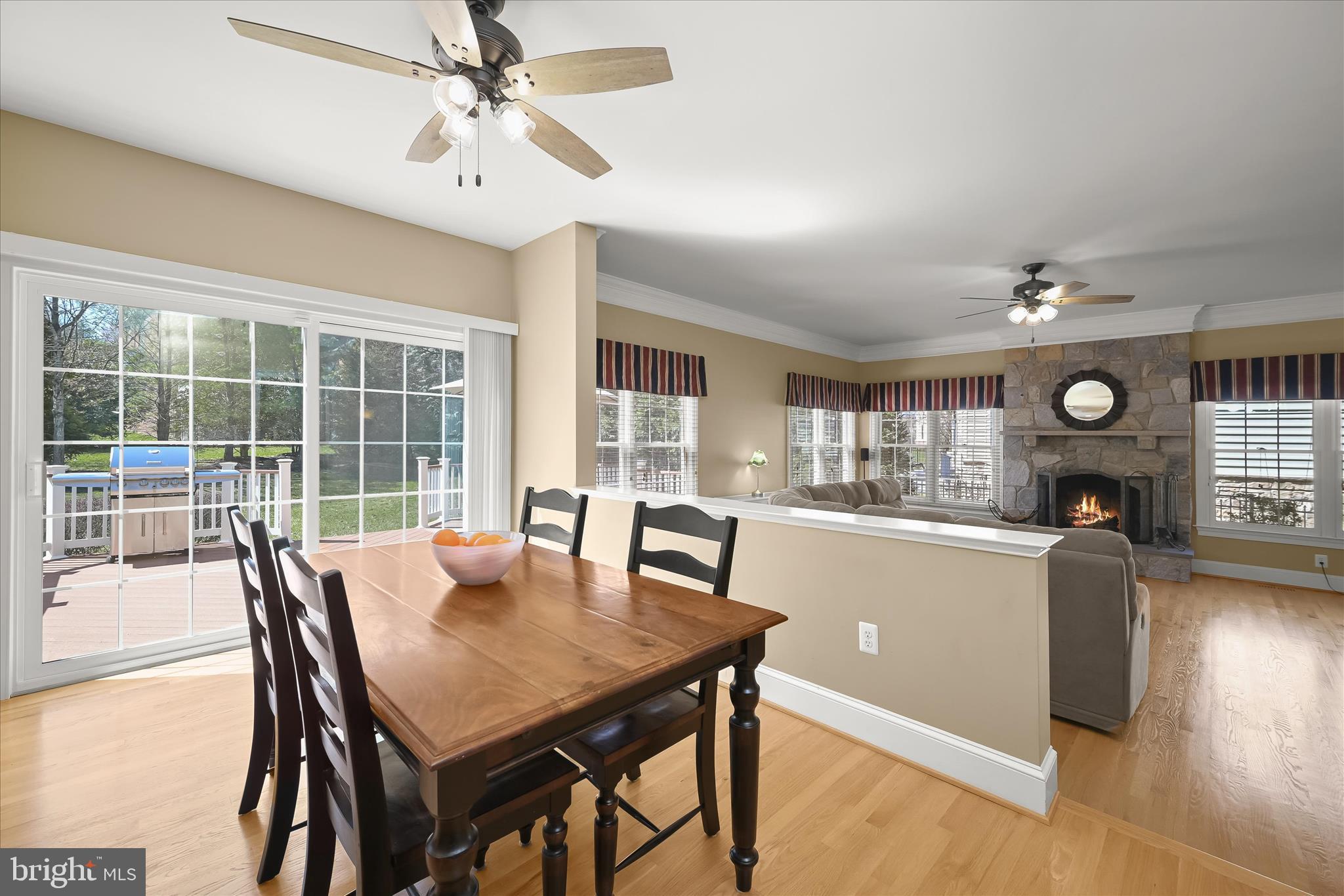 STONE LAKE - Residential