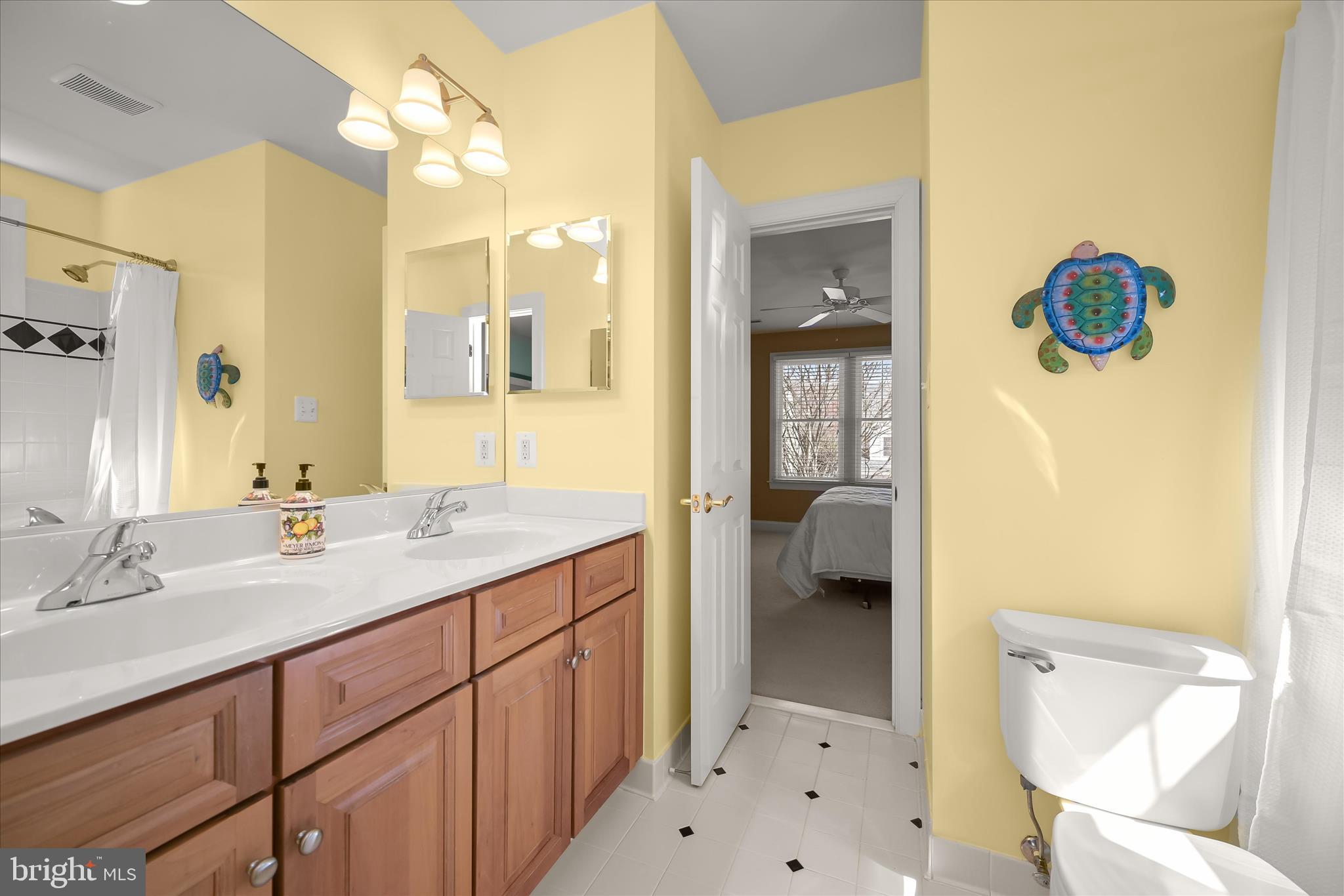 STONE LAKE - Residential