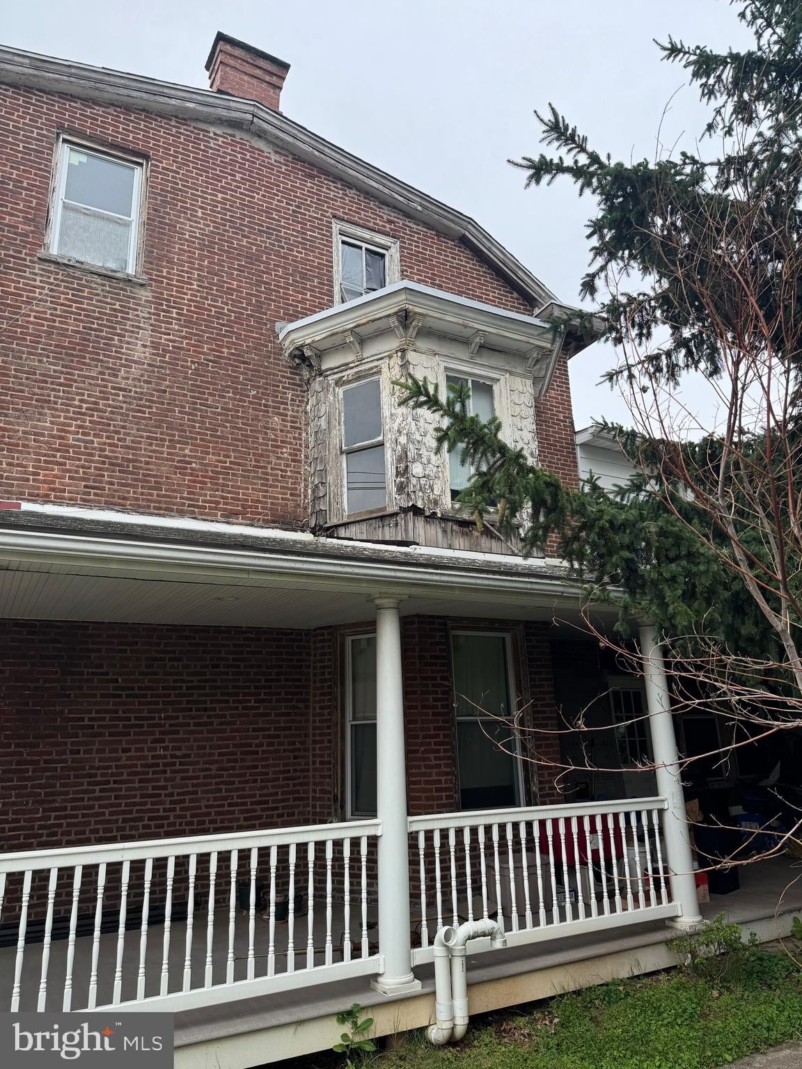 345 BRIDGE STREET
