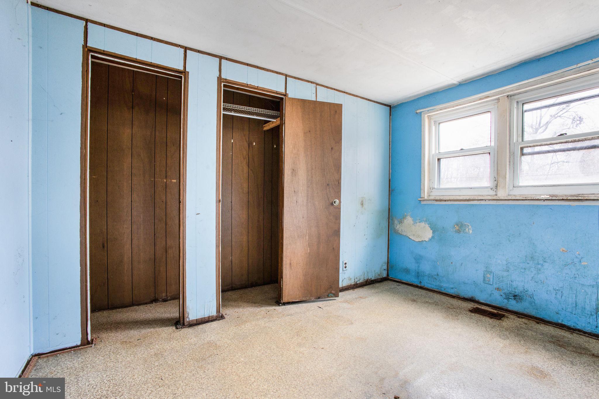 DU MAR ESTATES - Residential