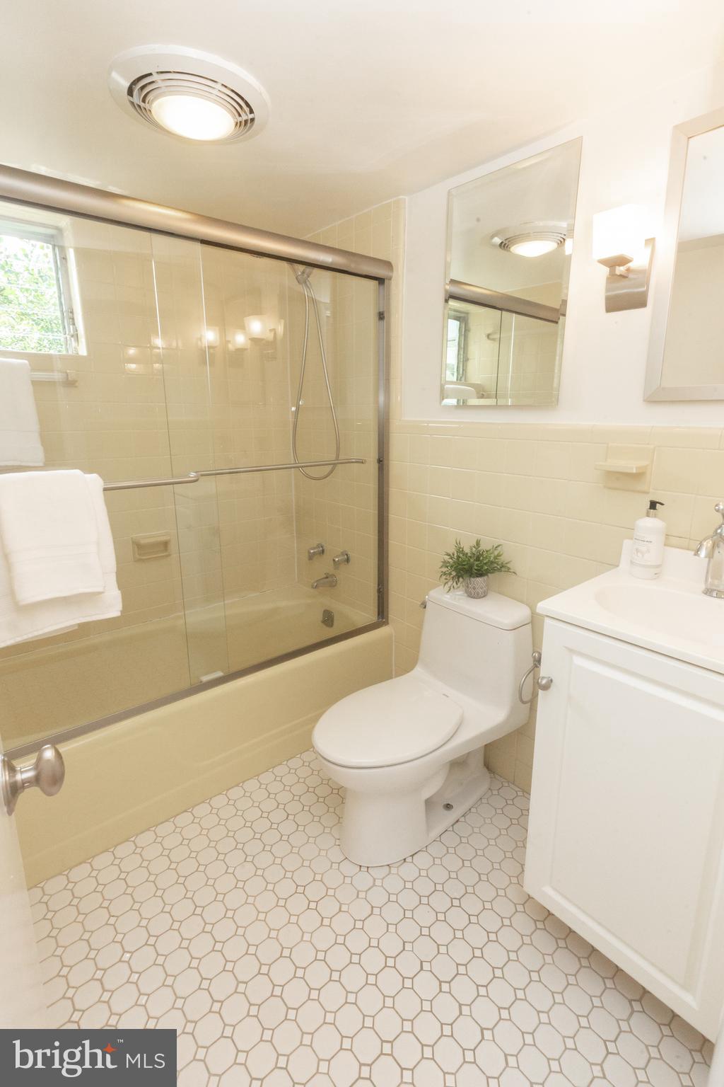 SPRINGFIELD - Residential Lease