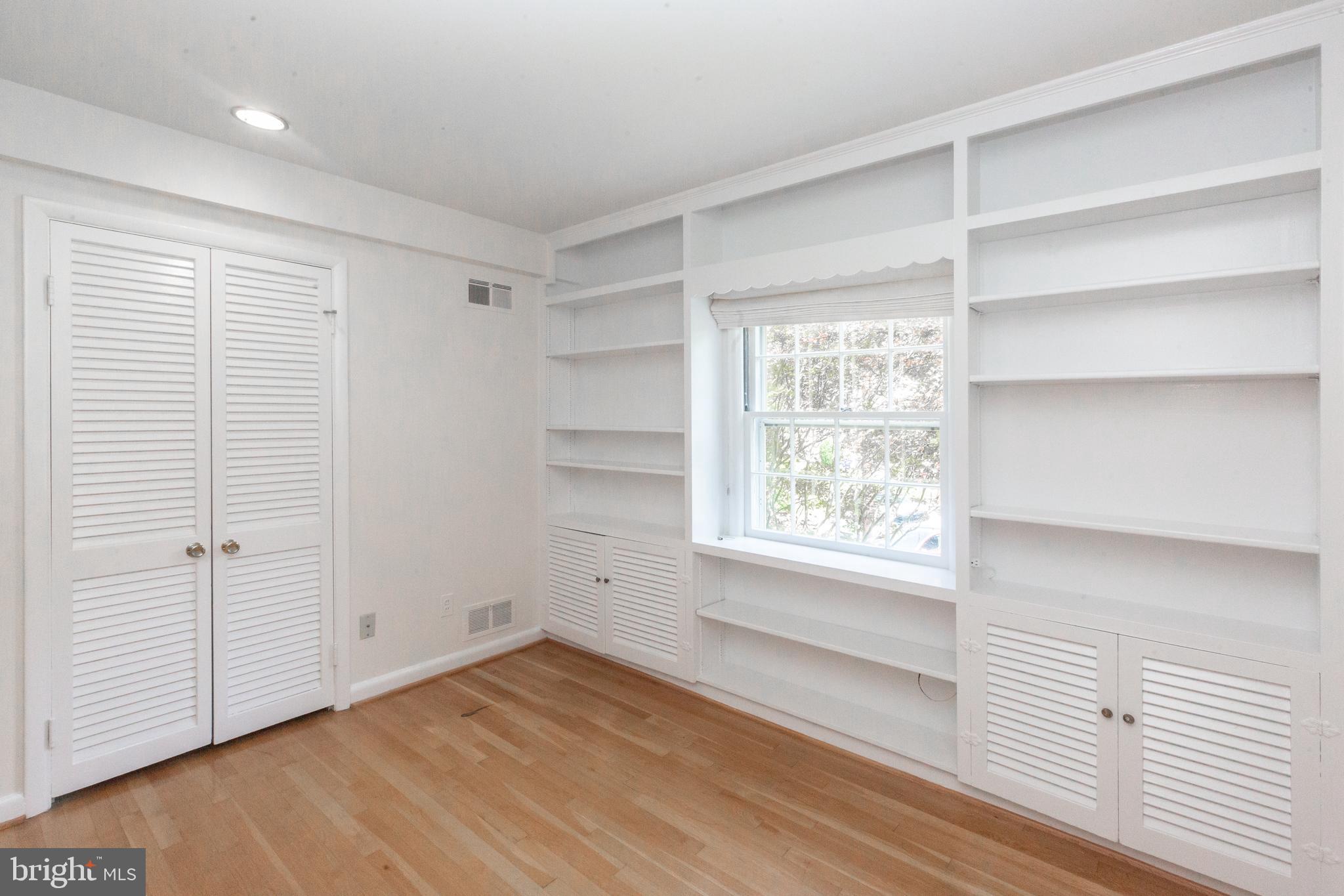 SPRINGFIELD - Residential Lease