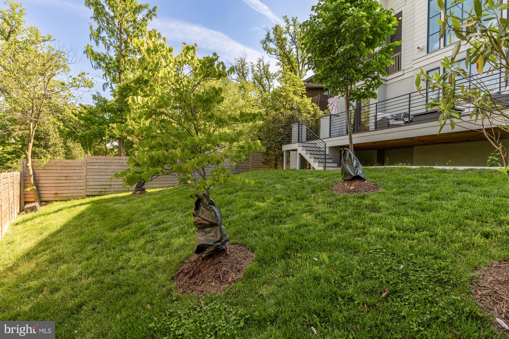 LYON PARK - Residential