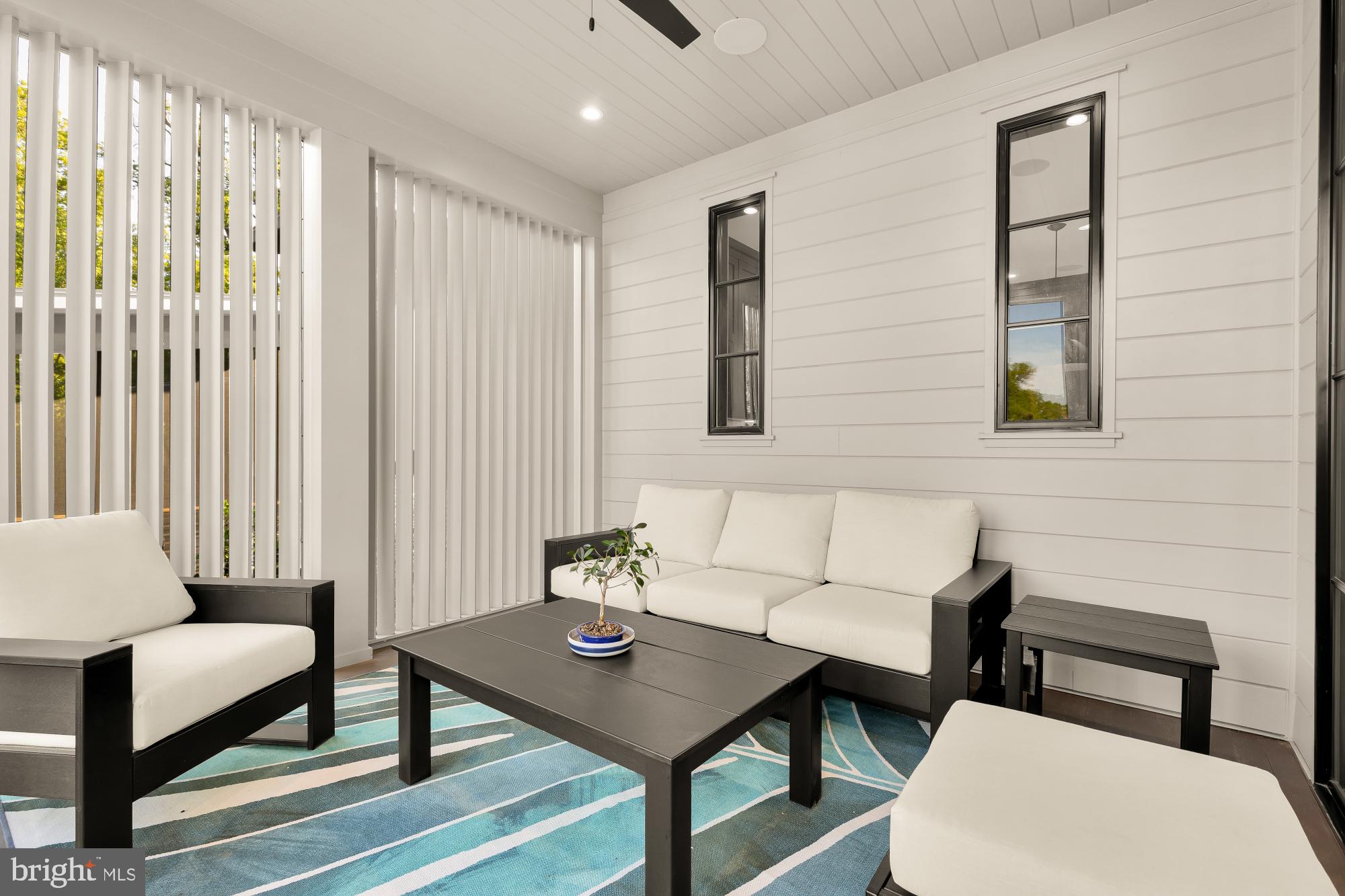 LYON PARK - Residential