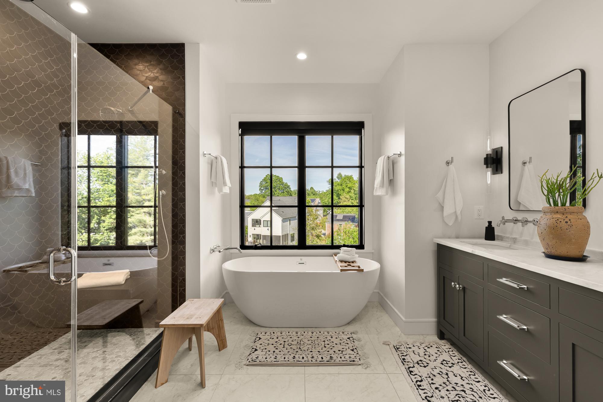 LYON PARK - Residential