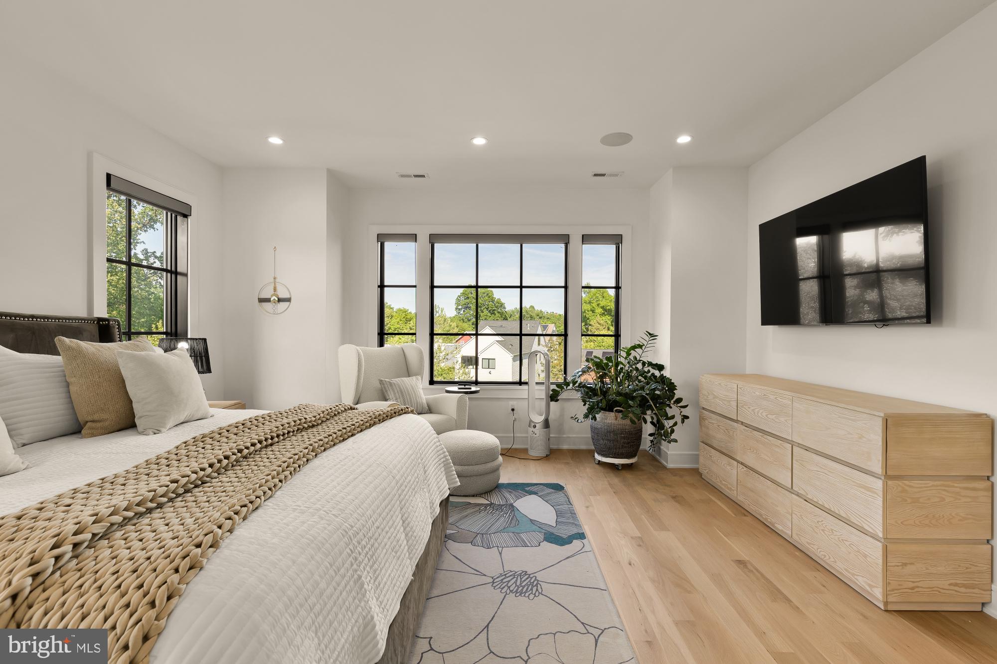 LYON PARK - Residential
