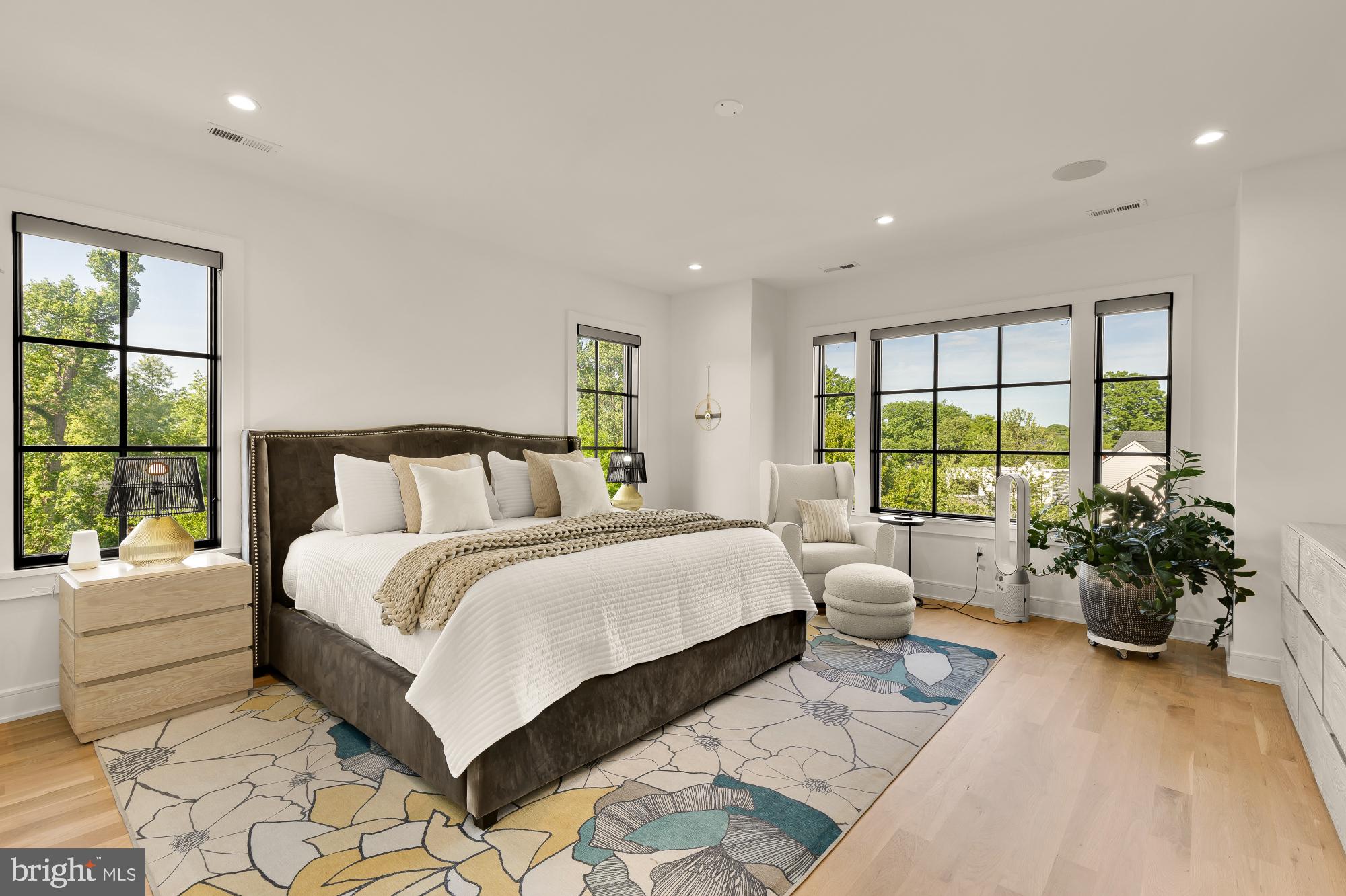 LYON PARK - Residential