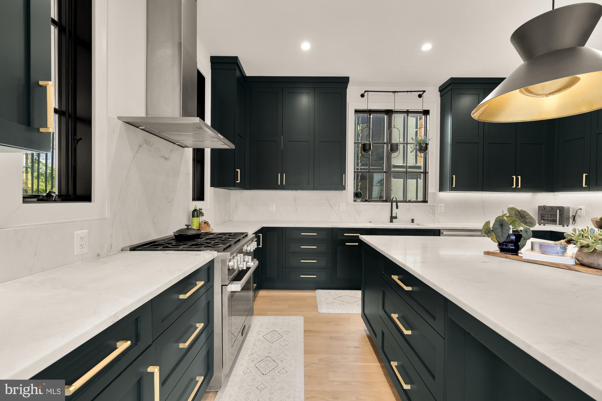 LYON PARK - Residential