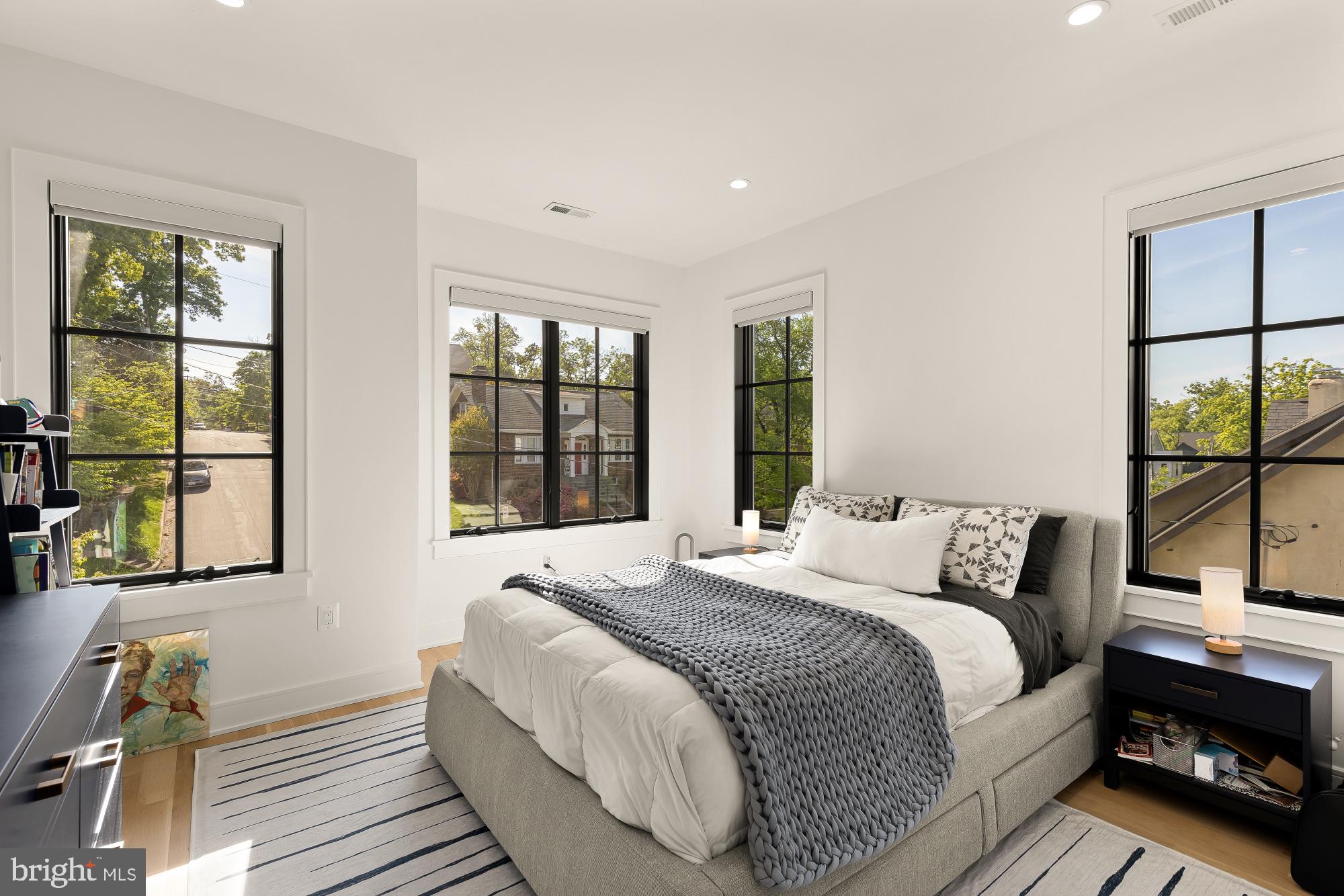 LYON PARK - Residential