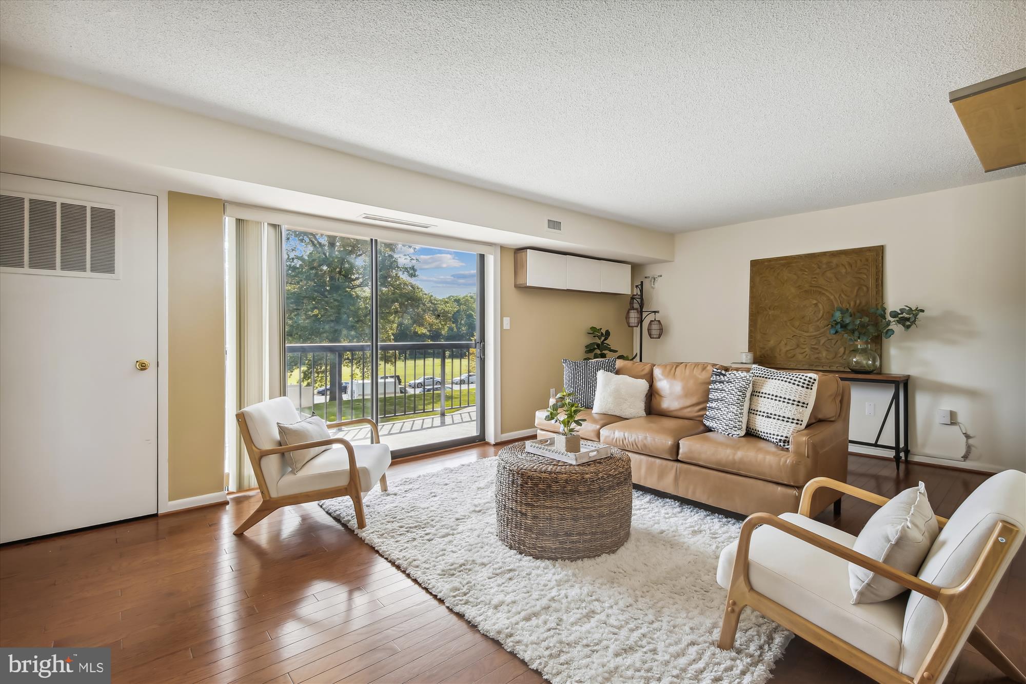 HALLMARK - Residential