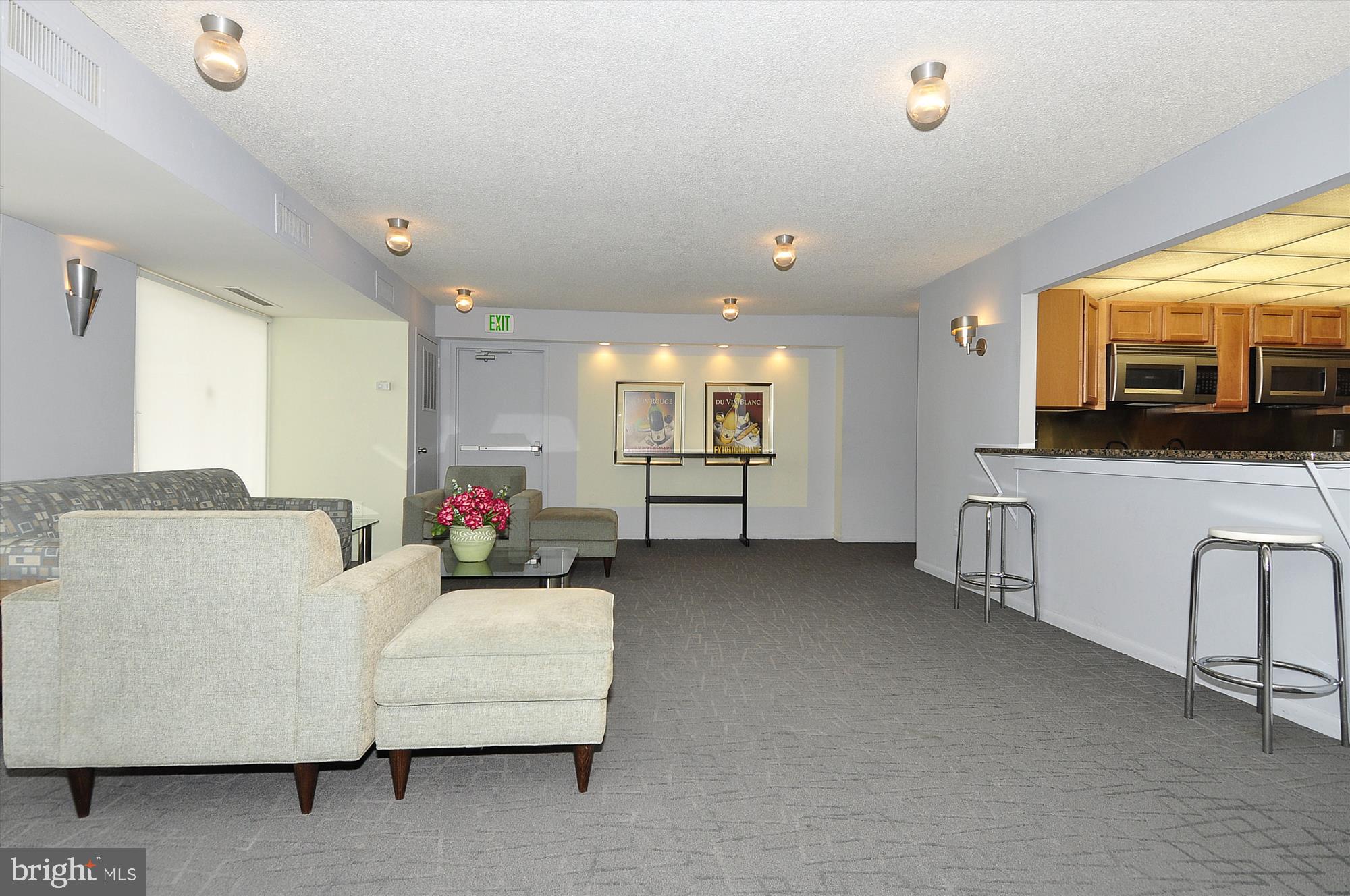 HALLMARK - Residential