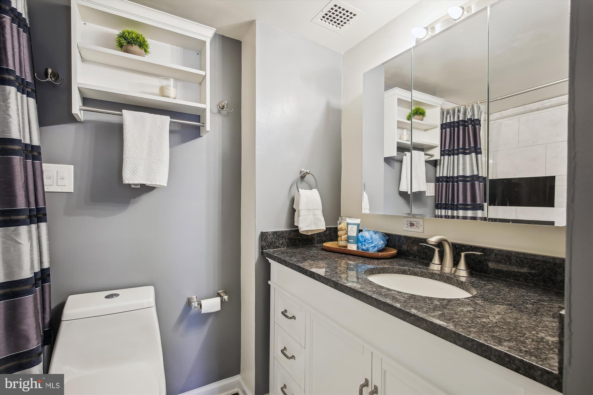 HALLMARK - Residential