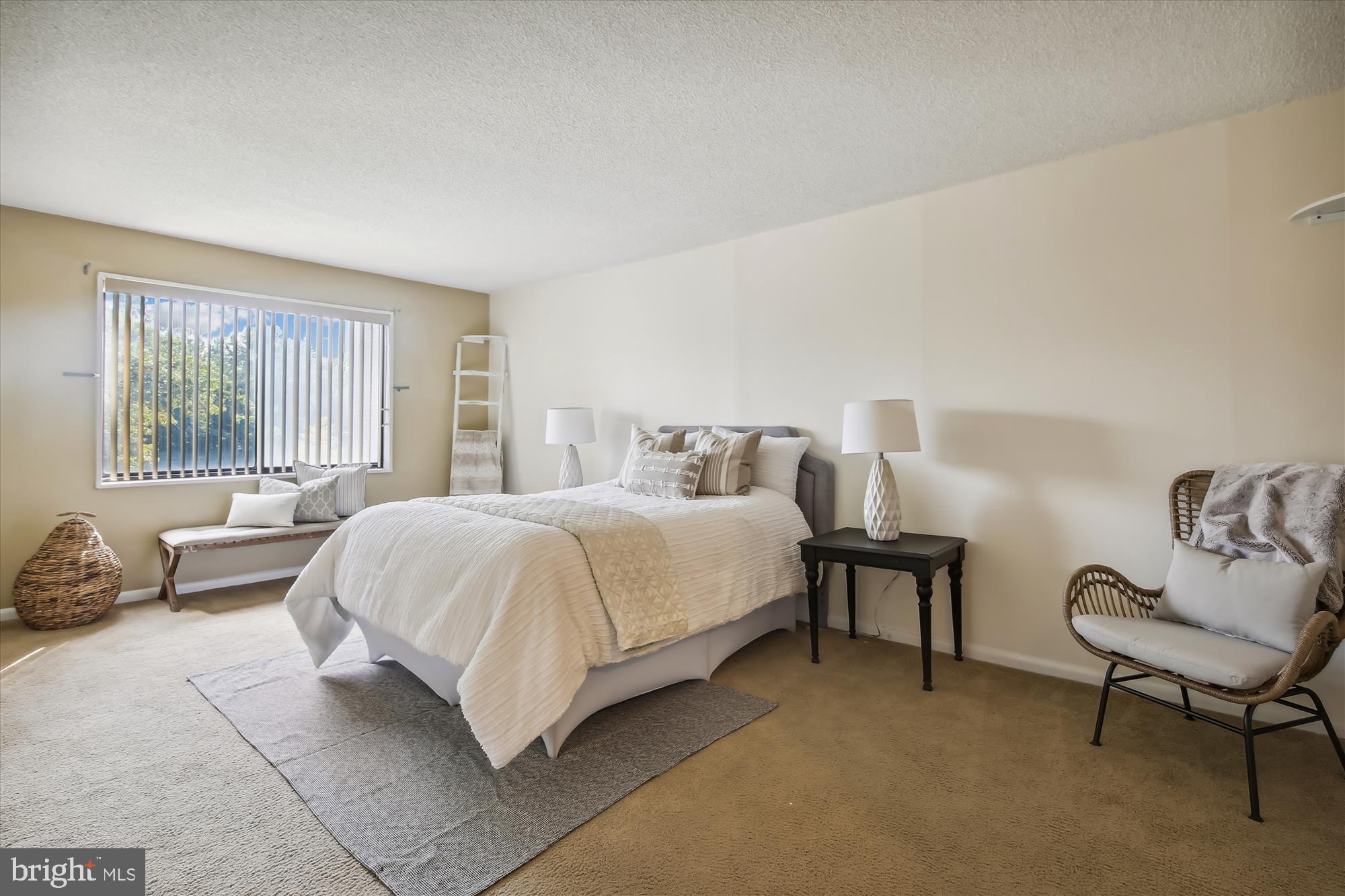 HALLMARK - Residential