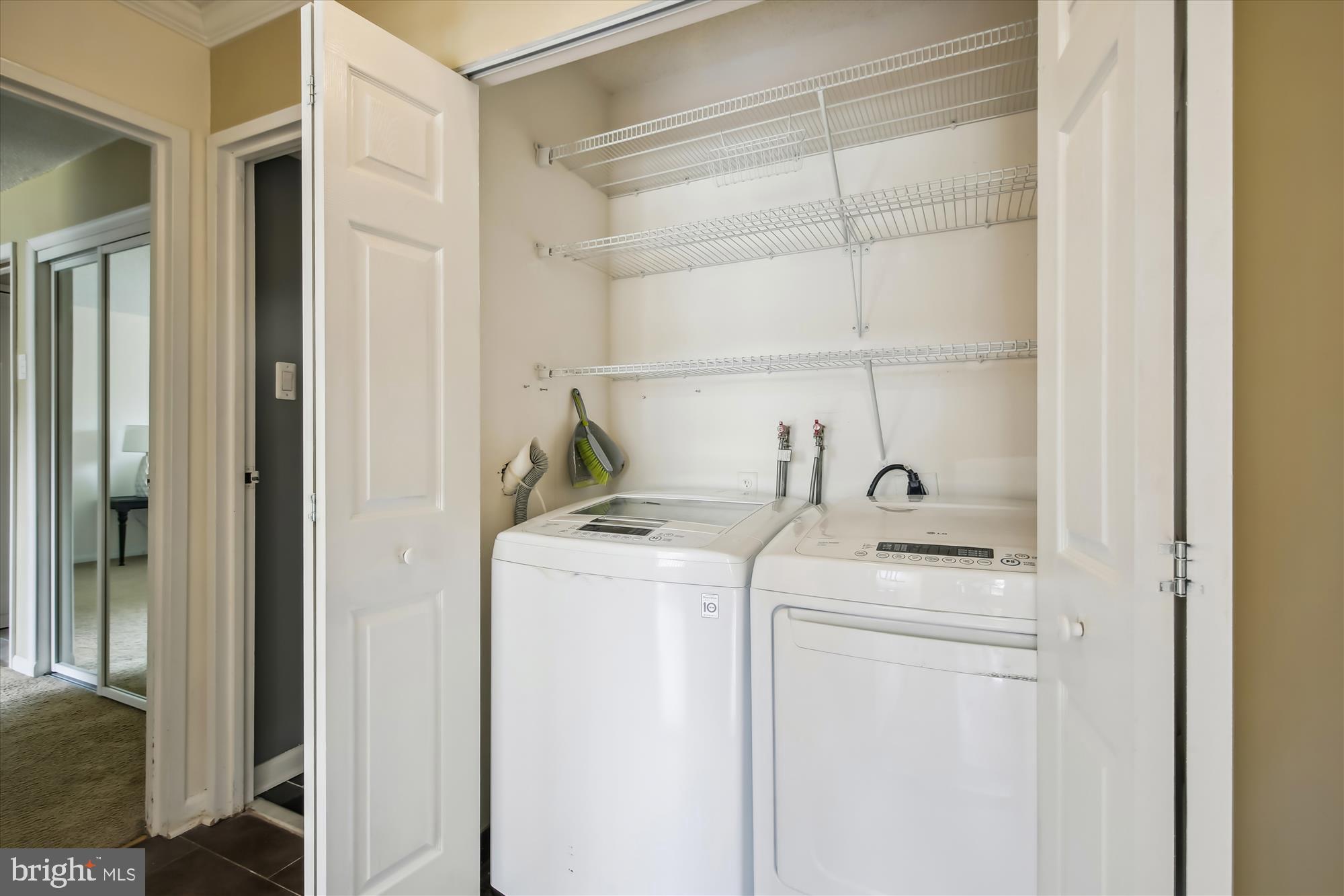 HALLMARK - Residential