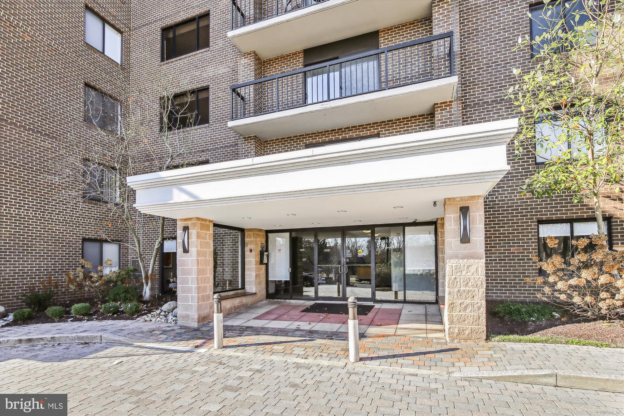 HALLMARK - Residential