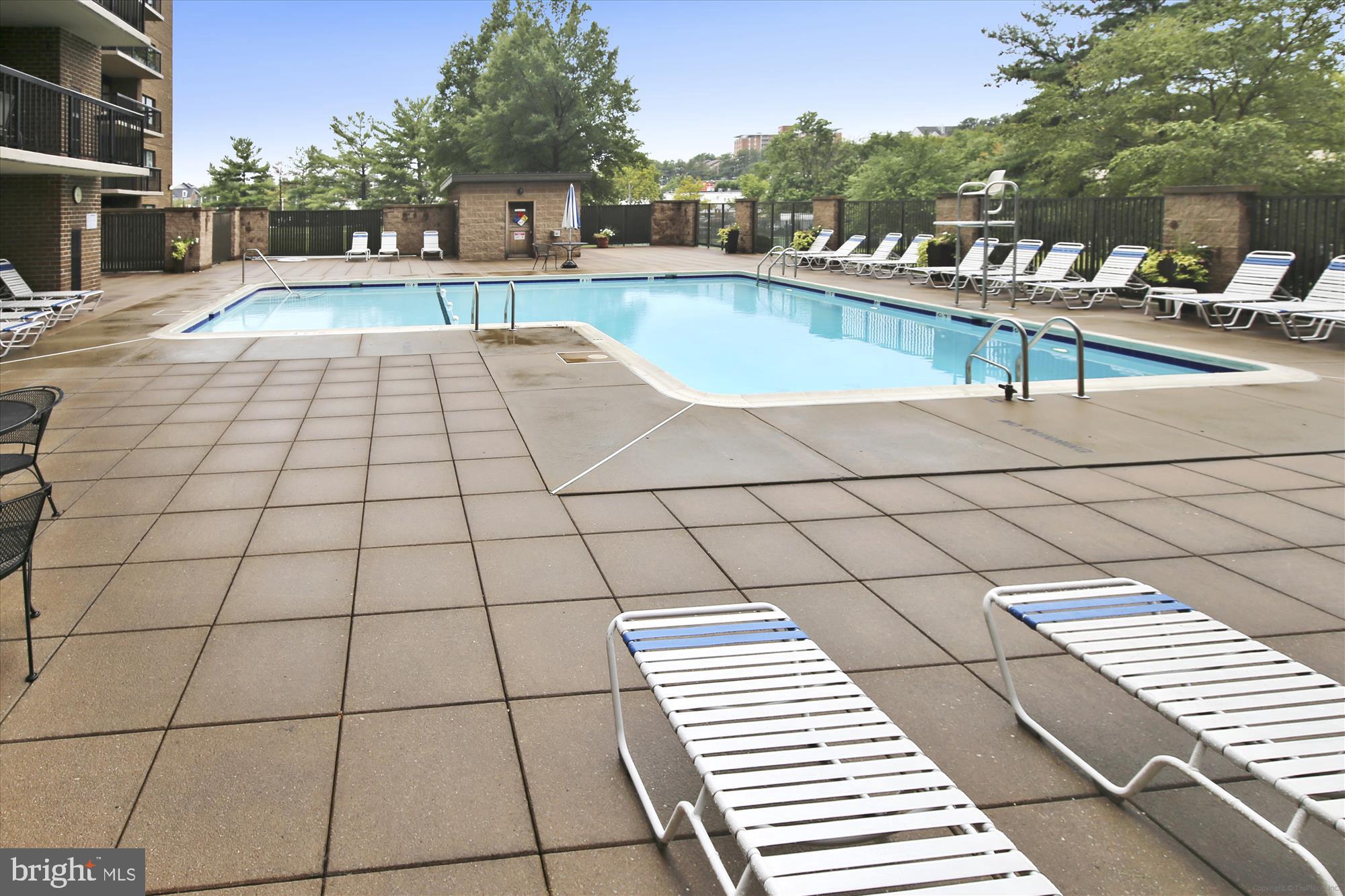 HALLMARK - Residential