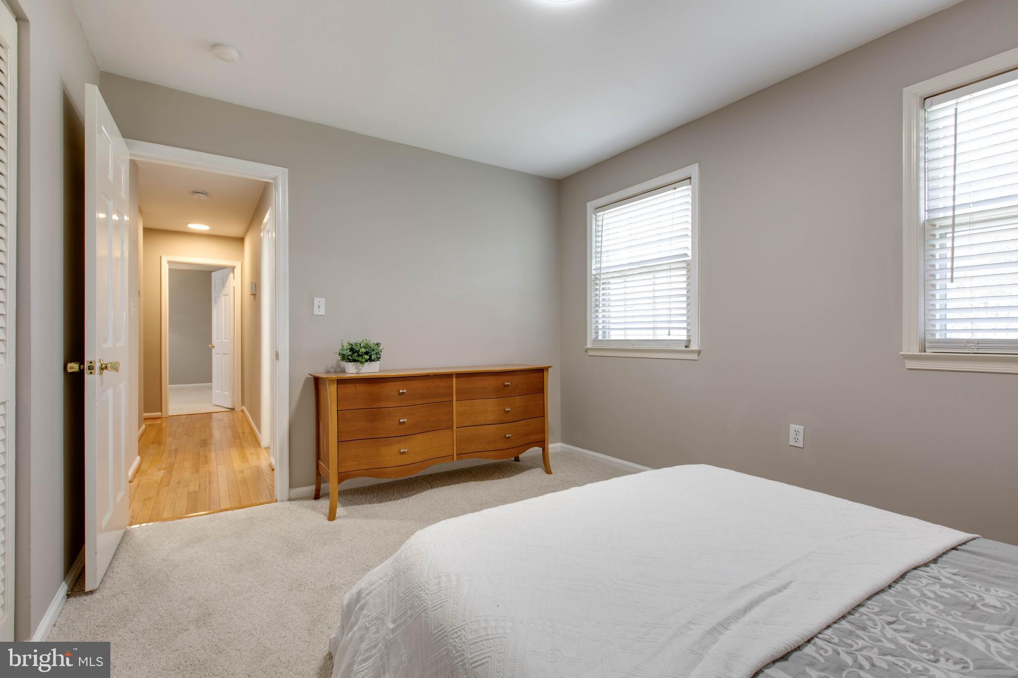 NORBECK ESTATES - Residential